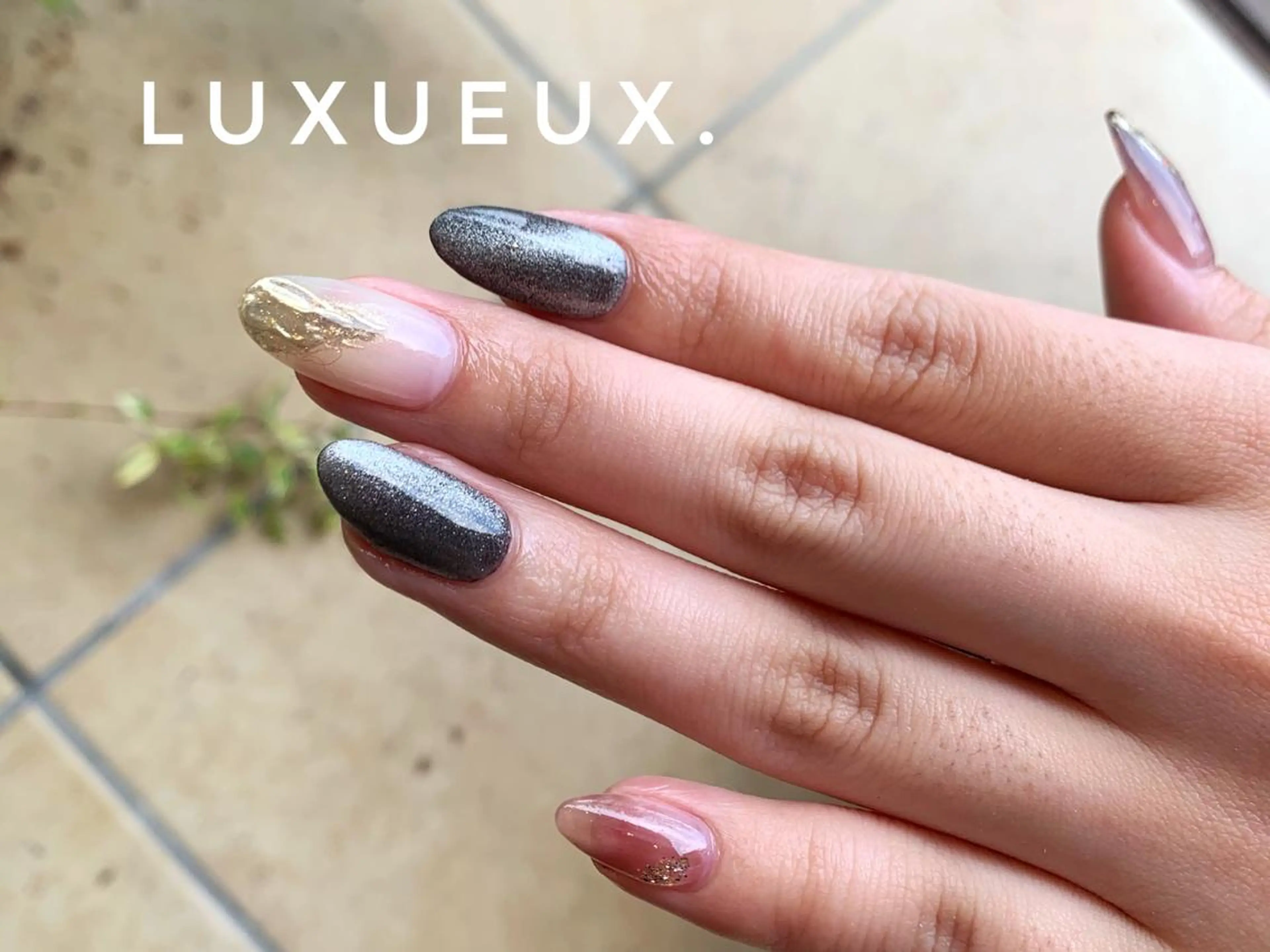 ネイル LUXUEUX春日店所属・LUXUEUX春日店 (ルクソー)のネイルデザイン