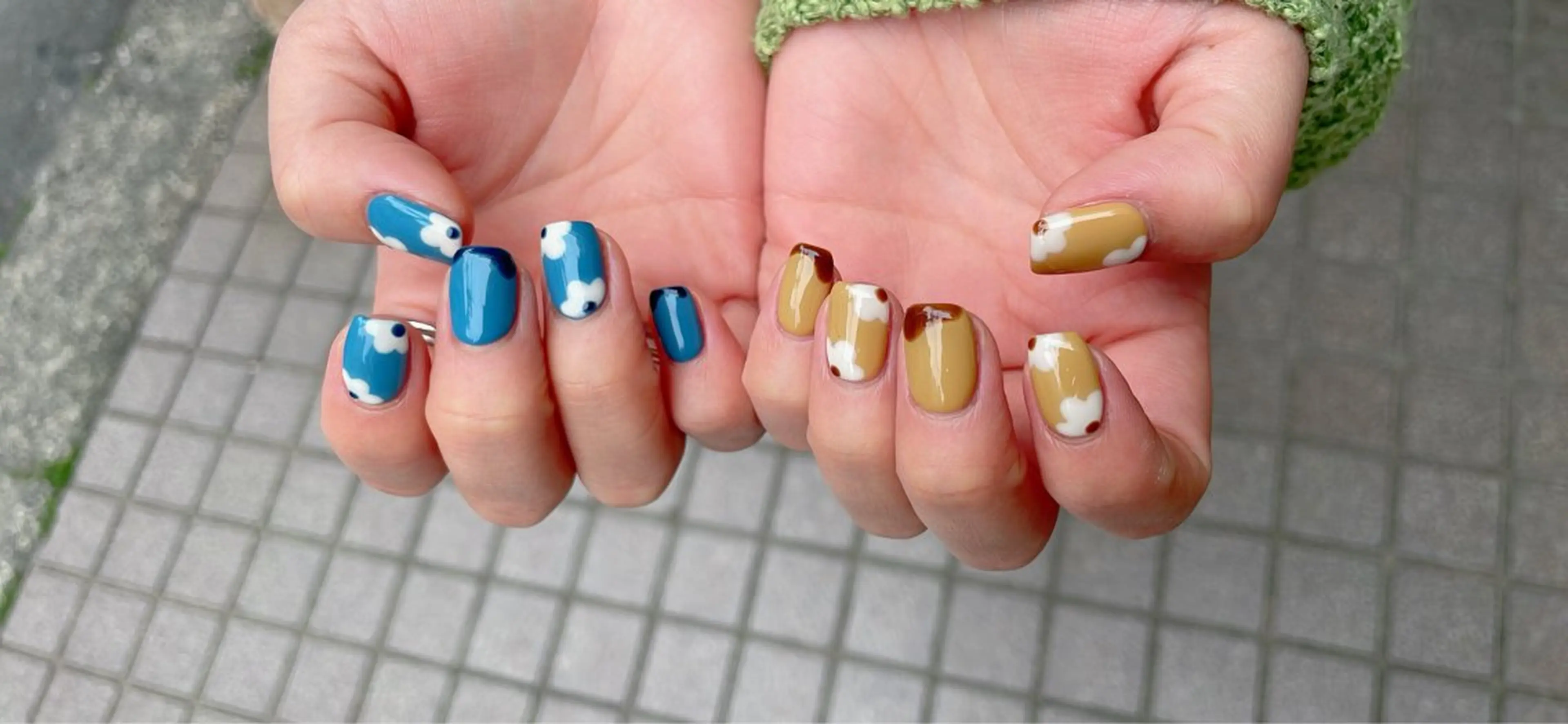 ネイル フラワーネイル ジェルネイル パラジェル 春ネイル nailroom OHANA🌴のネイルデザイン