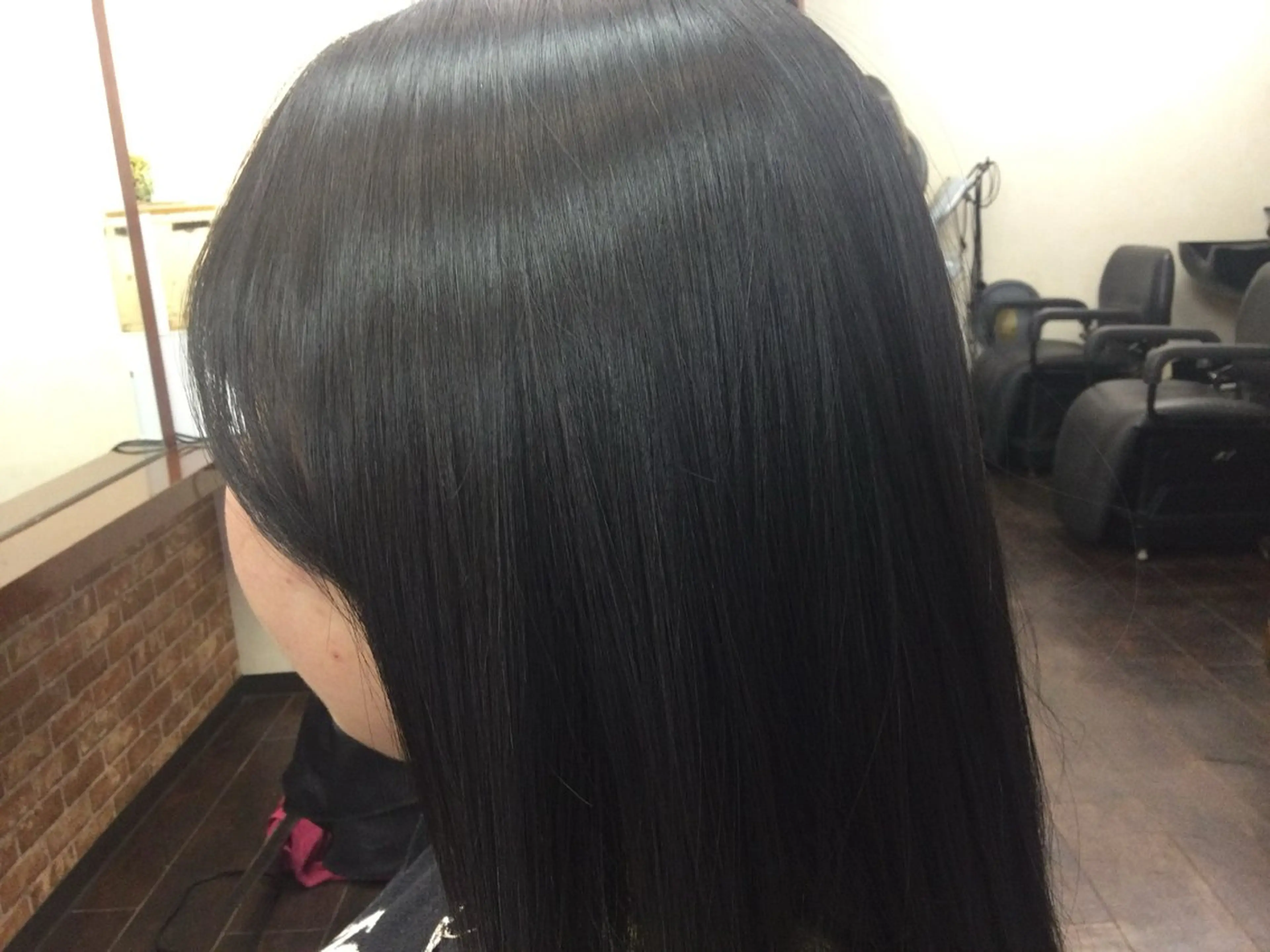 セミロング パーマ 桧山 真のヘアスタイル