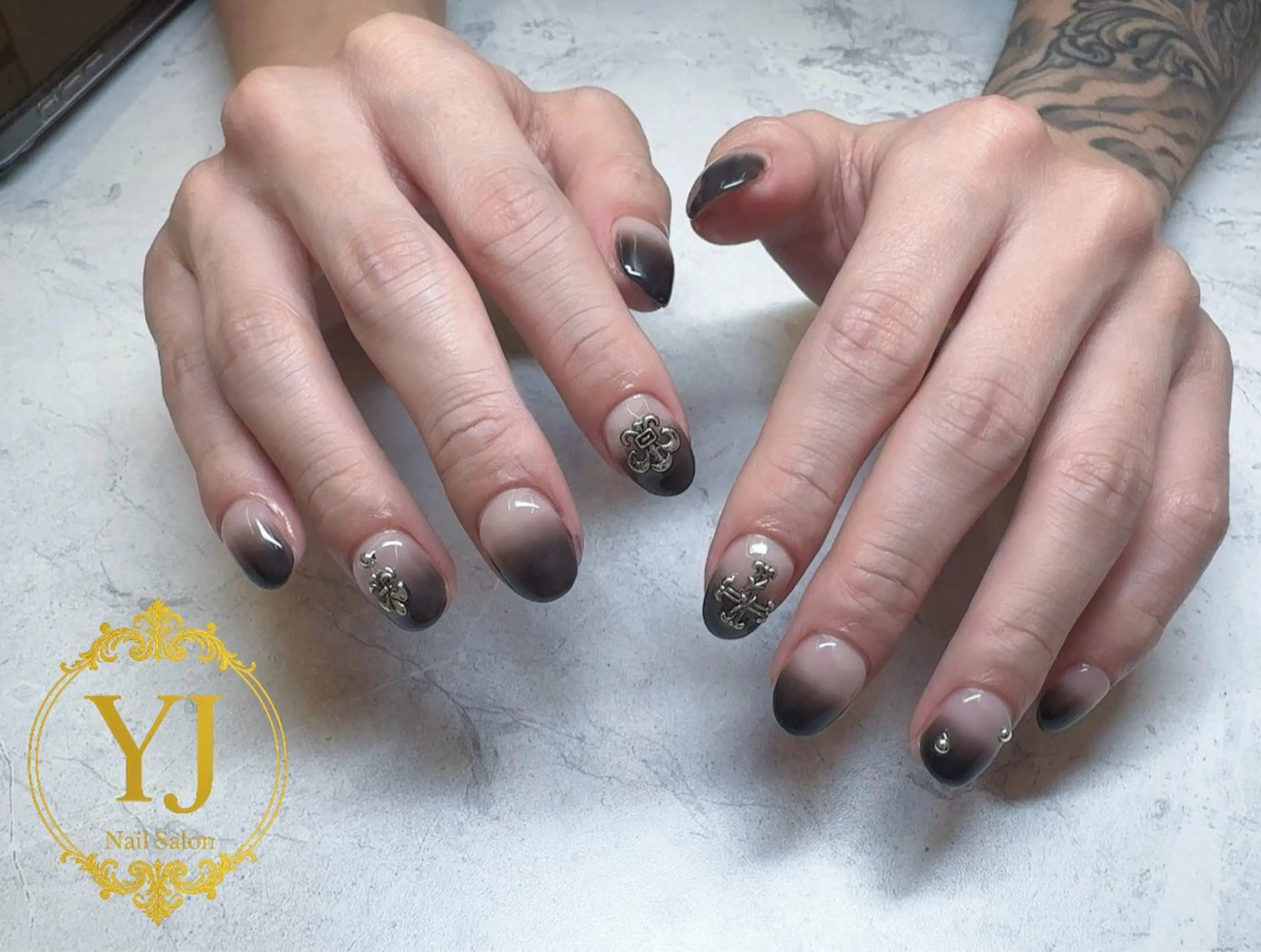 ネイル グラデーション メンズネイル ハンドネイル YJ Nail Yumiのネイルデザイン