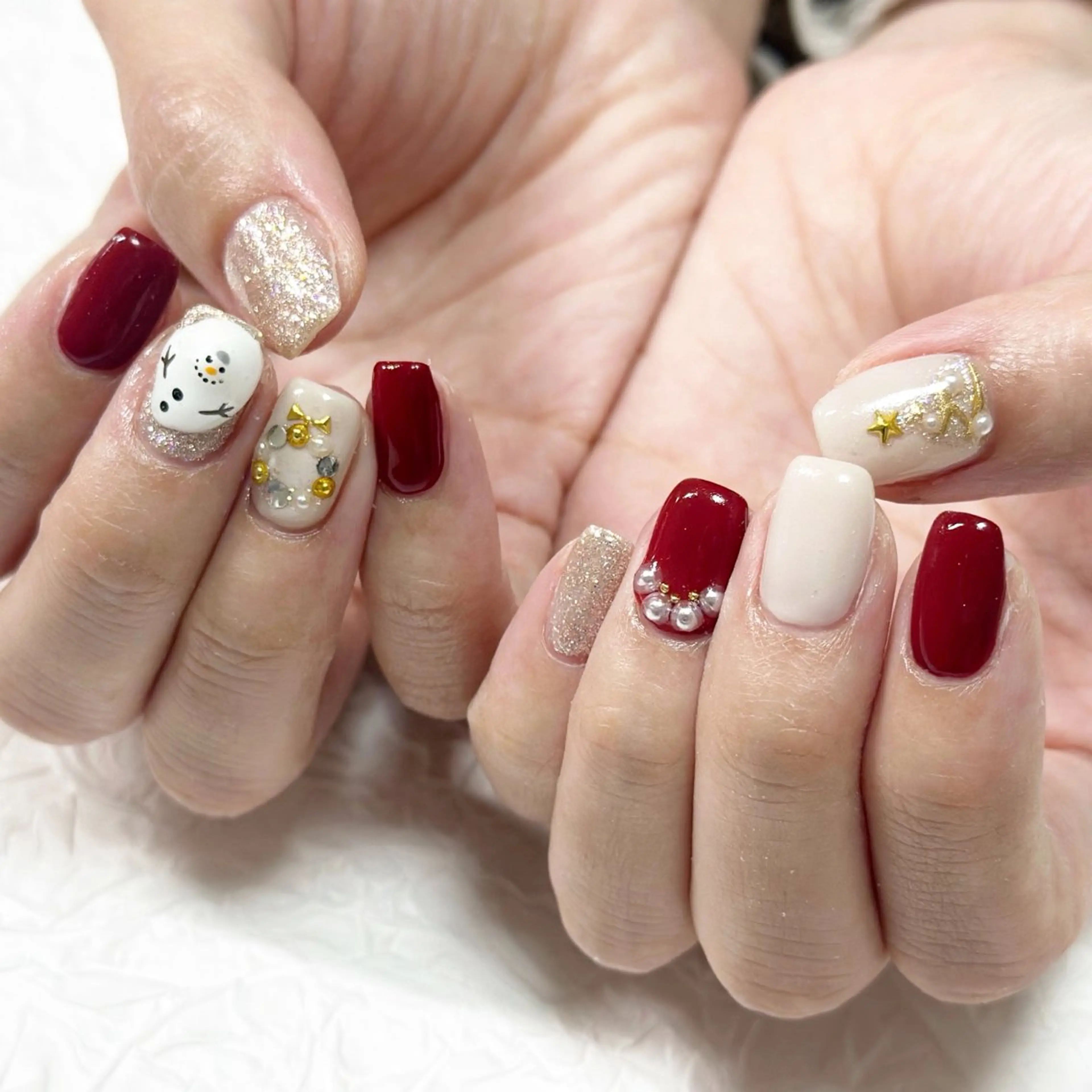 ネイル ボルドー キラキラネイル 冬ネイル nailist yuiのネイルデザイン