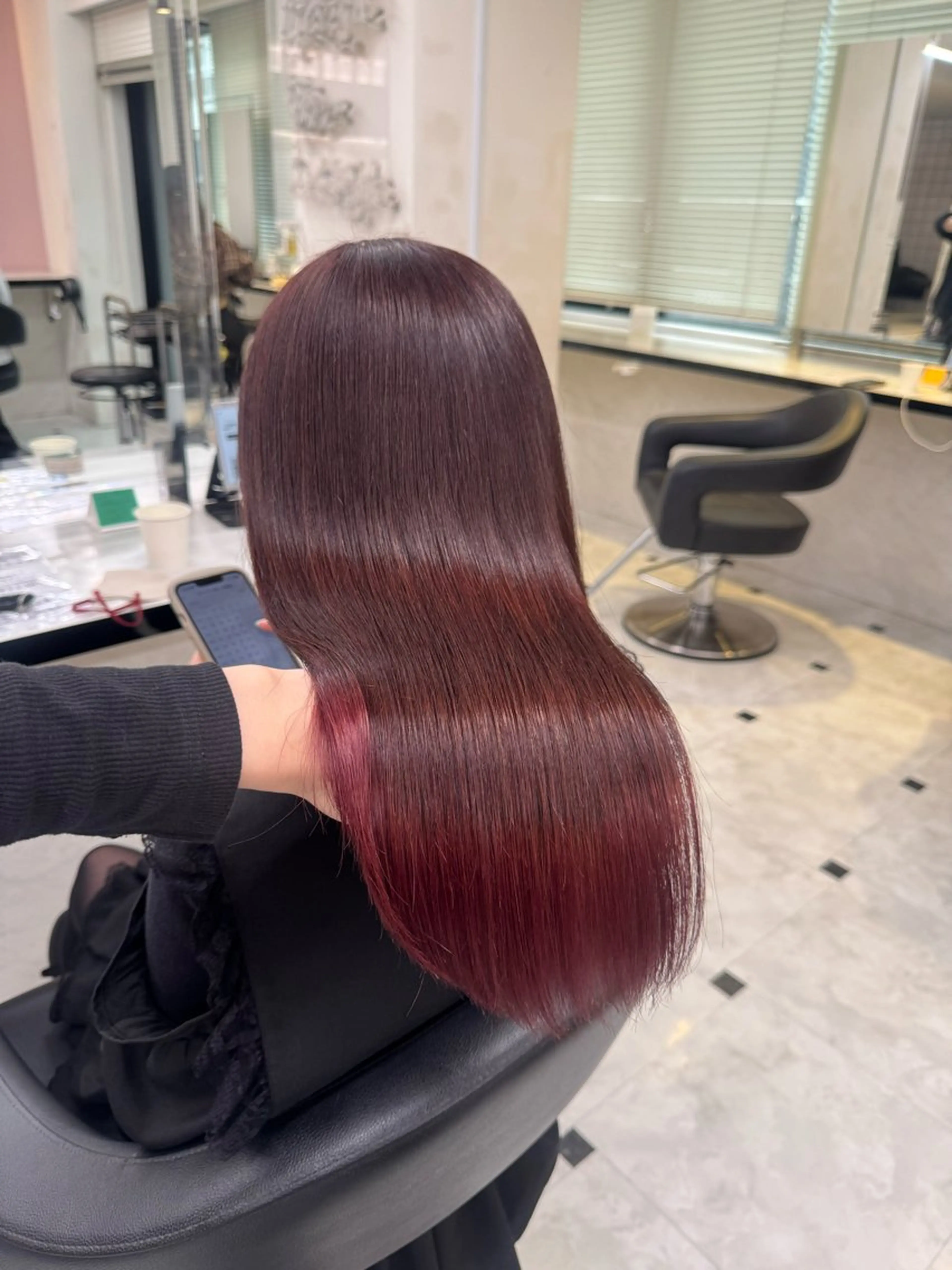 セミロング ヘアカラー トリートメント ヘッドスパ ヘアセット ♥️韓国風透明感 暖色misa♥️のヘアスタイル