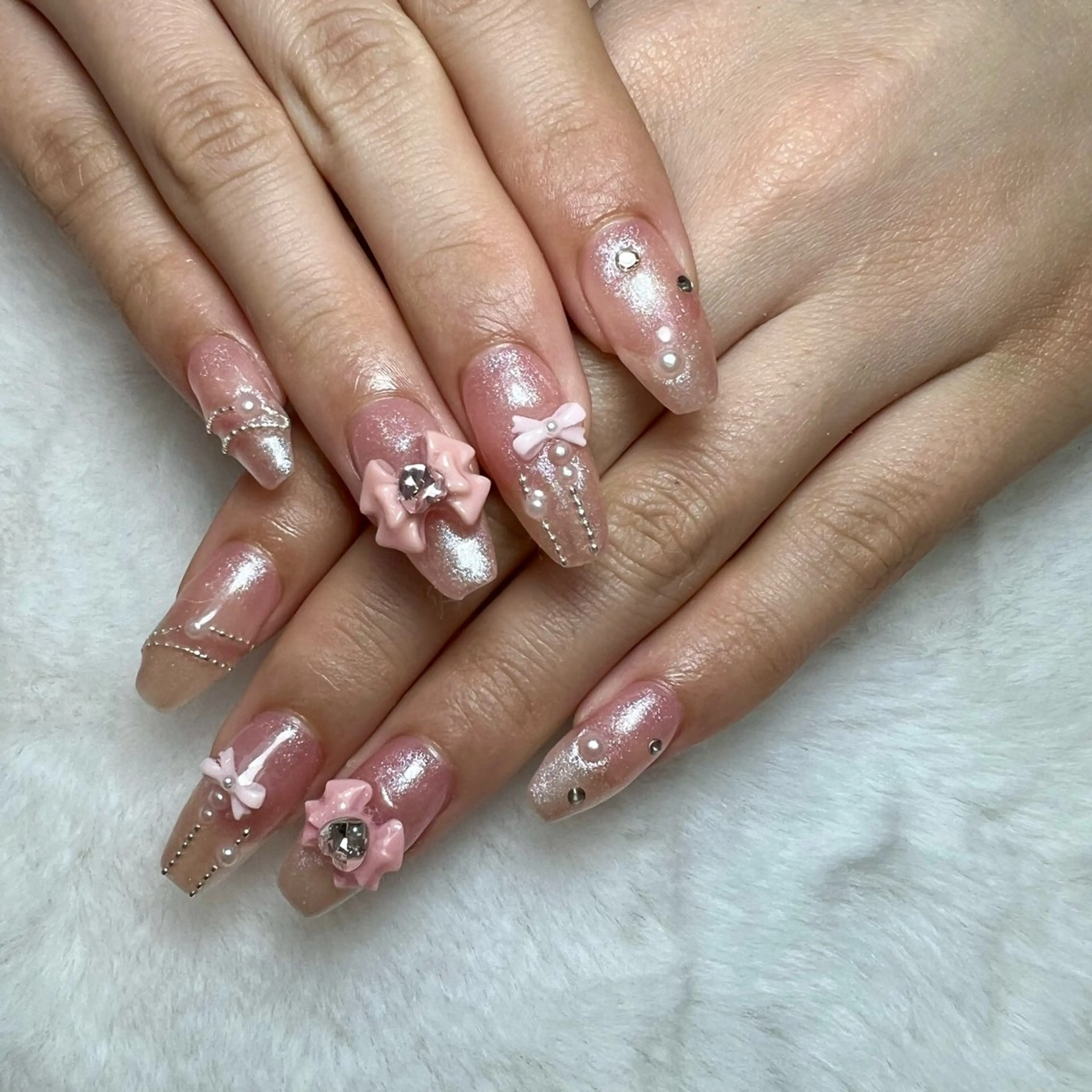 ネイル アートネイル フラッシュネイル フレンチネイル ジェルネイル ガラスフレンチ share. yurieのネイルデザイン