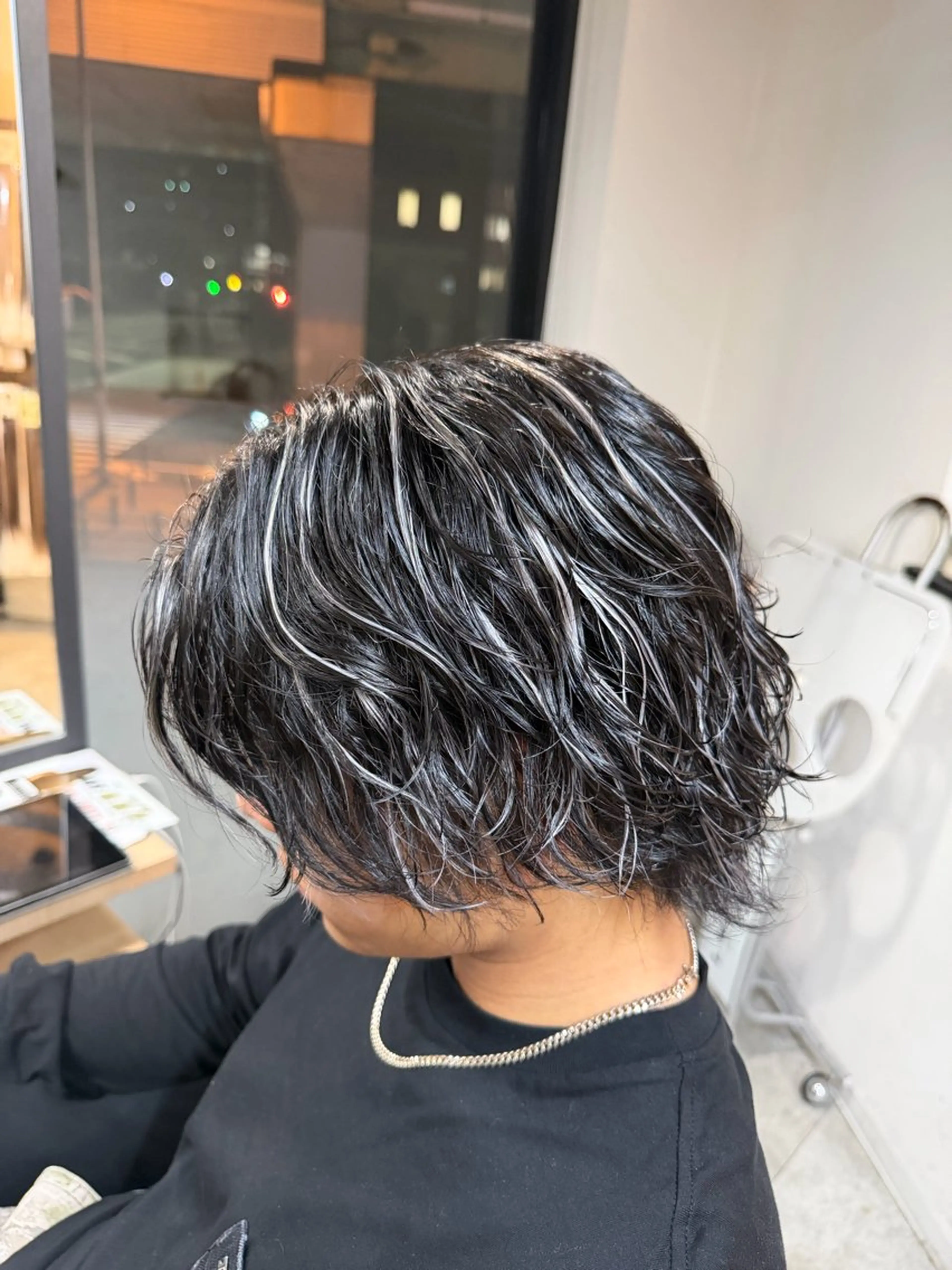 メンズ メンズハイライト ヘアカラー LAFF Asukaのヘアスタイル