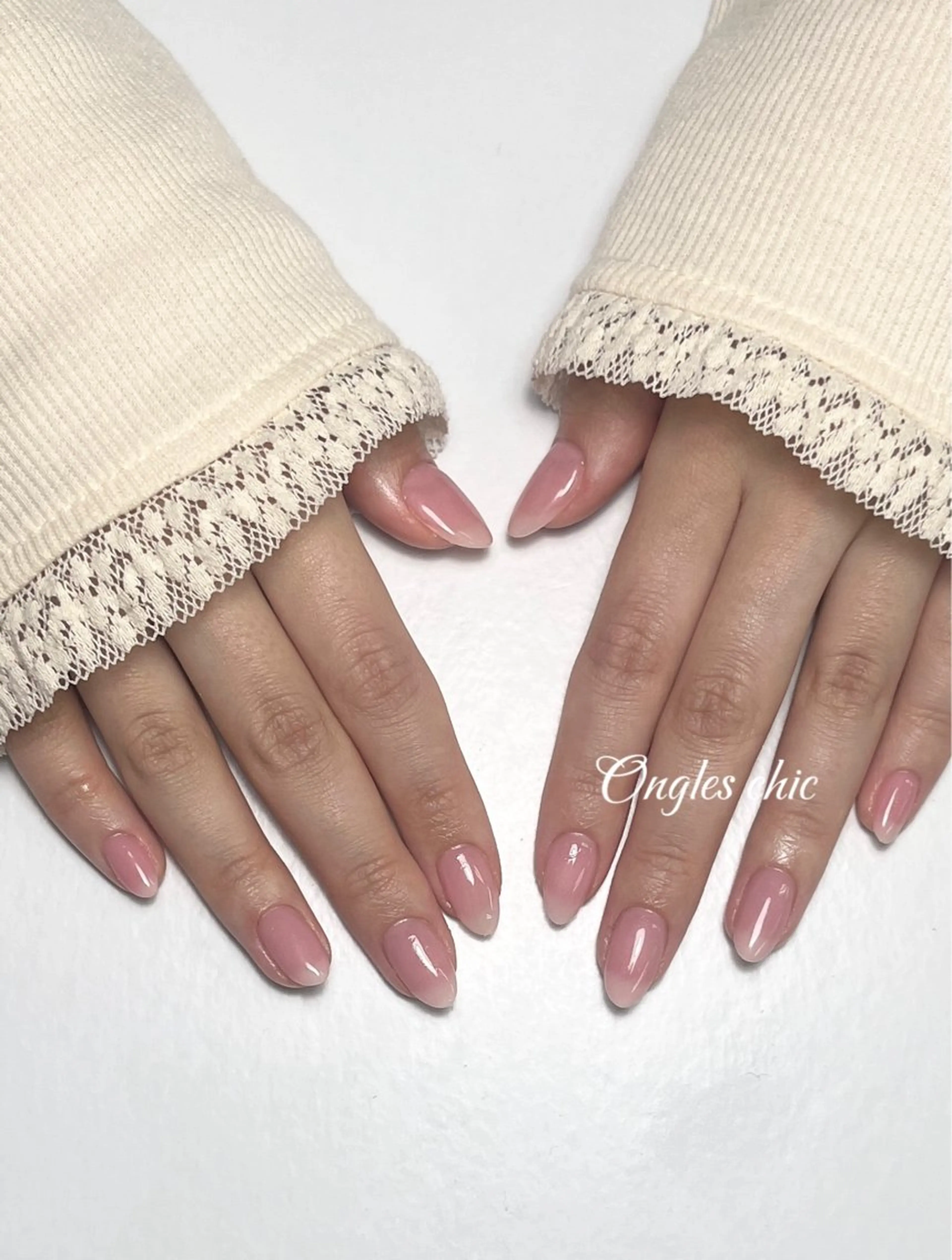 ネイル ハンドネイル ハンドケア ongles chicのネイルデザイン