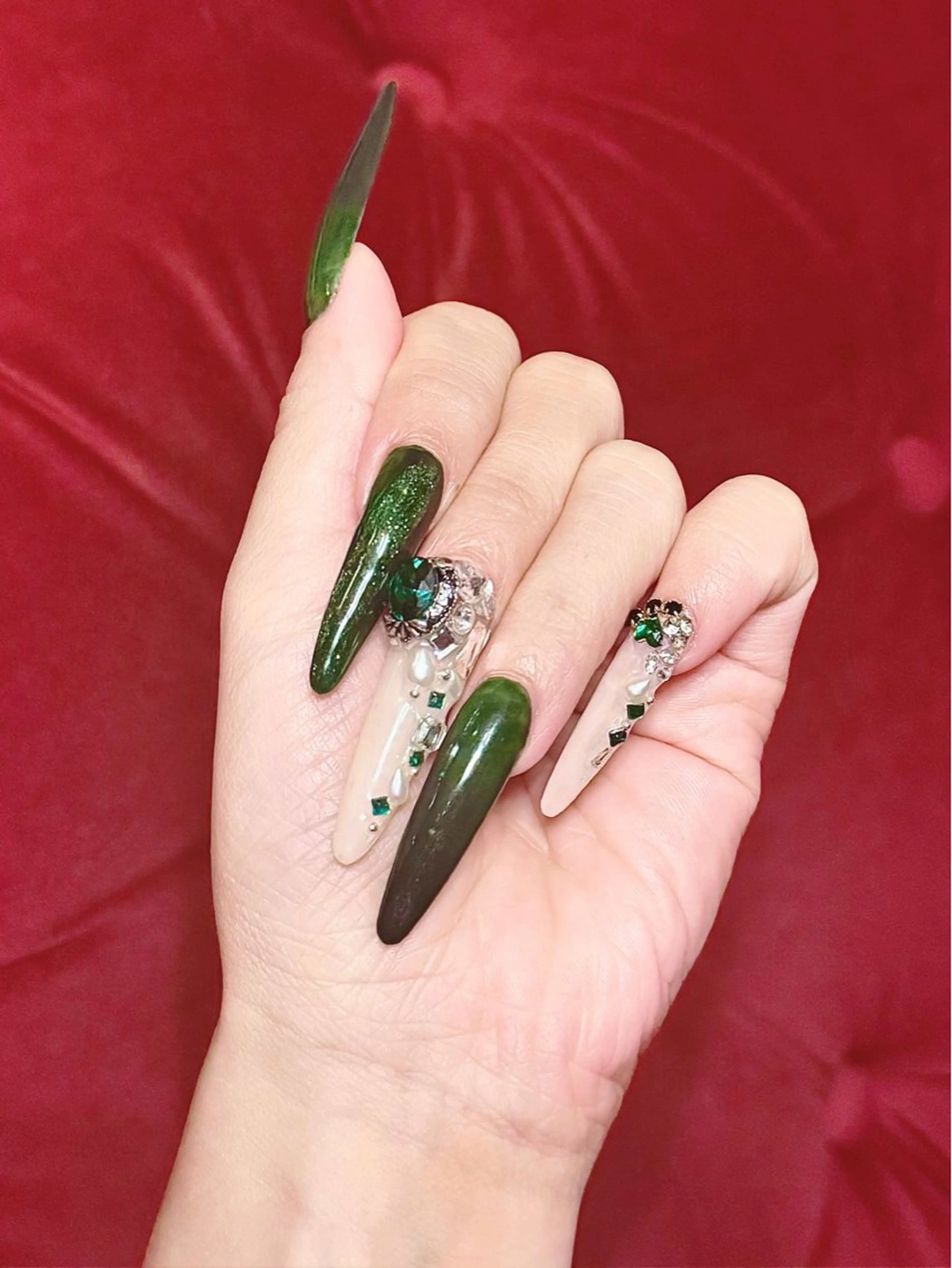 ネイル ハンドネイル Atelier Violetteのネイルデザイン