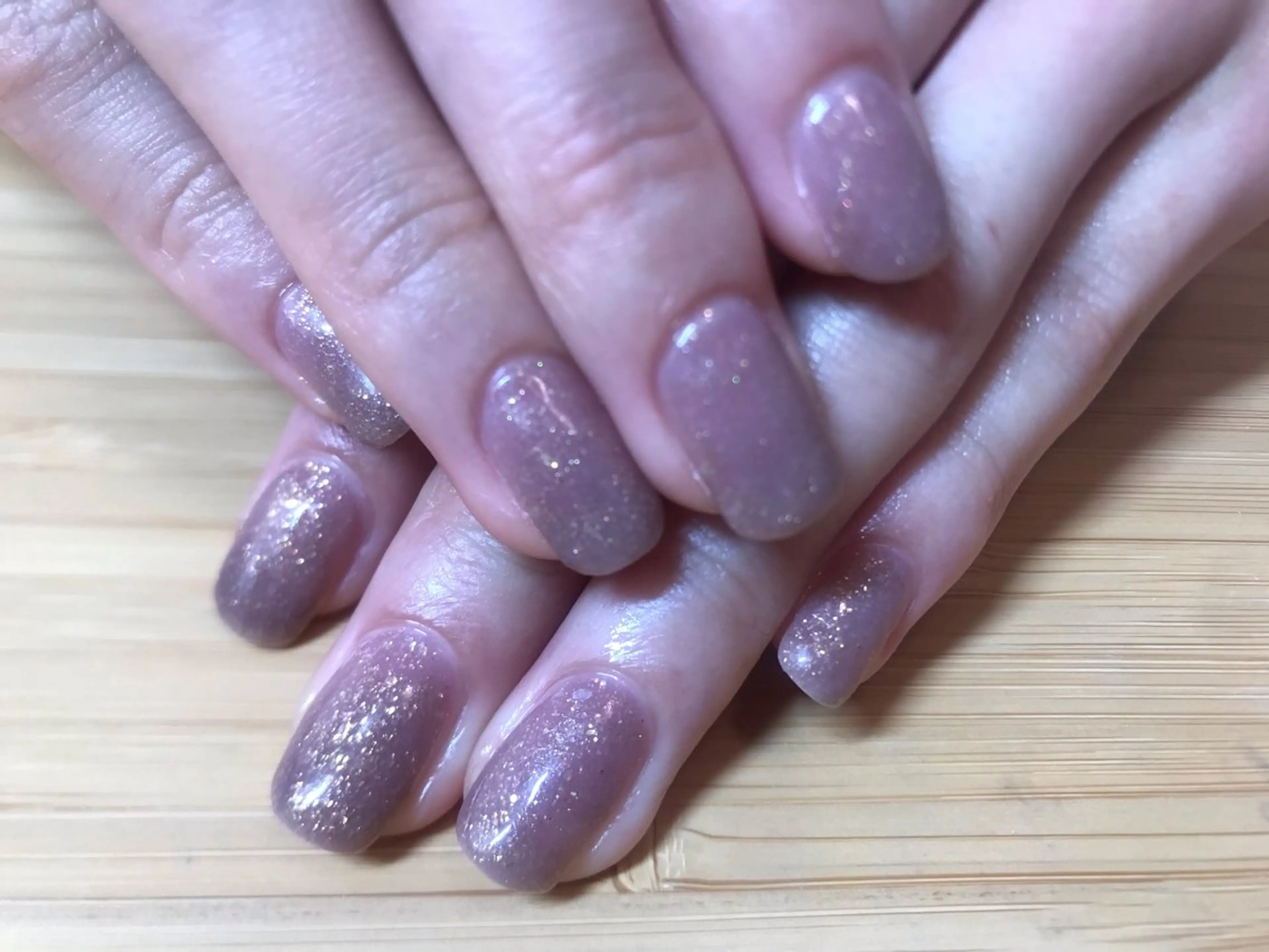 ネイル ラメ(グリッター) オフィスネイル ワンカラーネイル ハンドネイル Nailist Missaのネイルデザイン