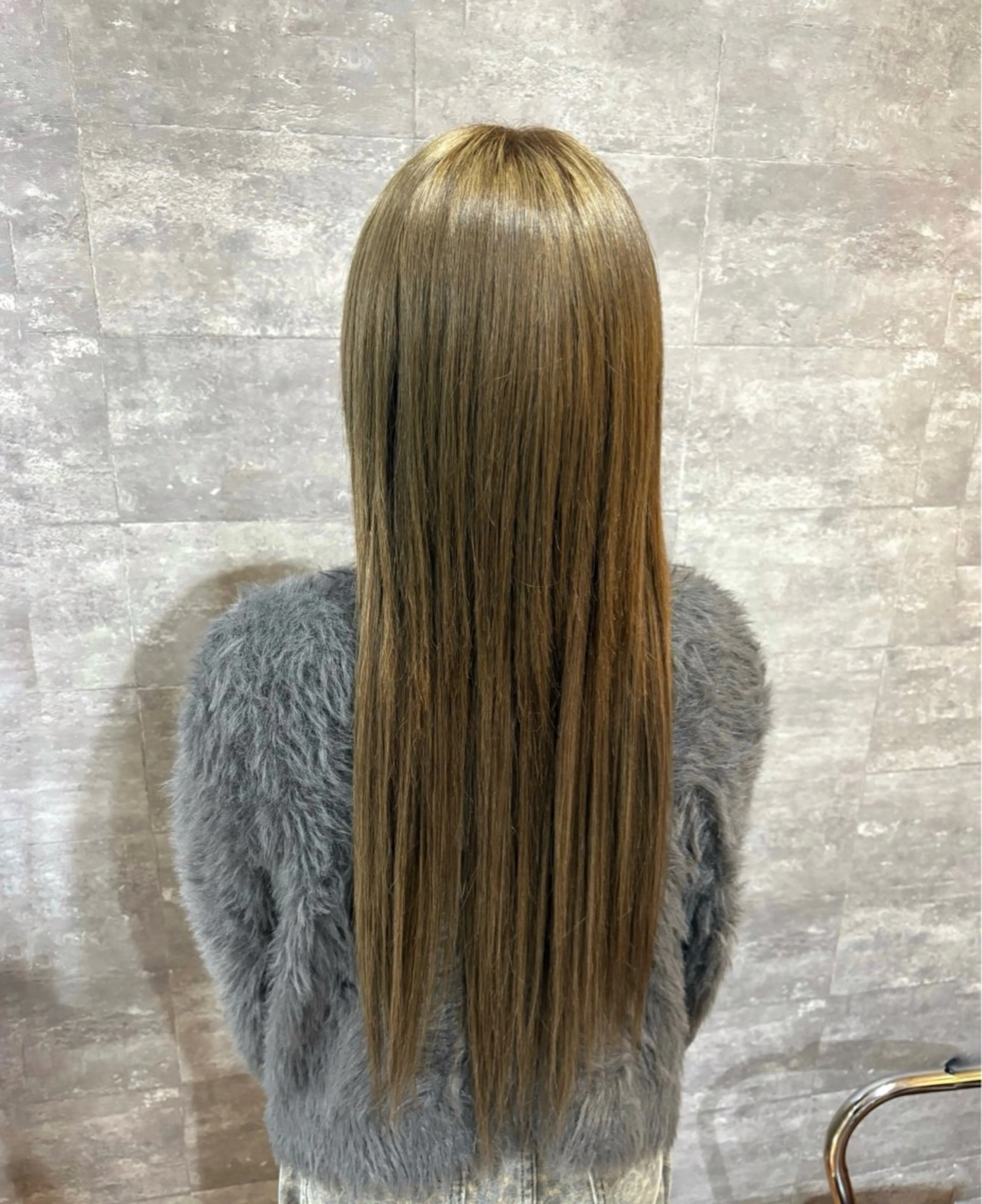 ロング カラー ヘアカラー Gritter / mayuのヘアスタイル