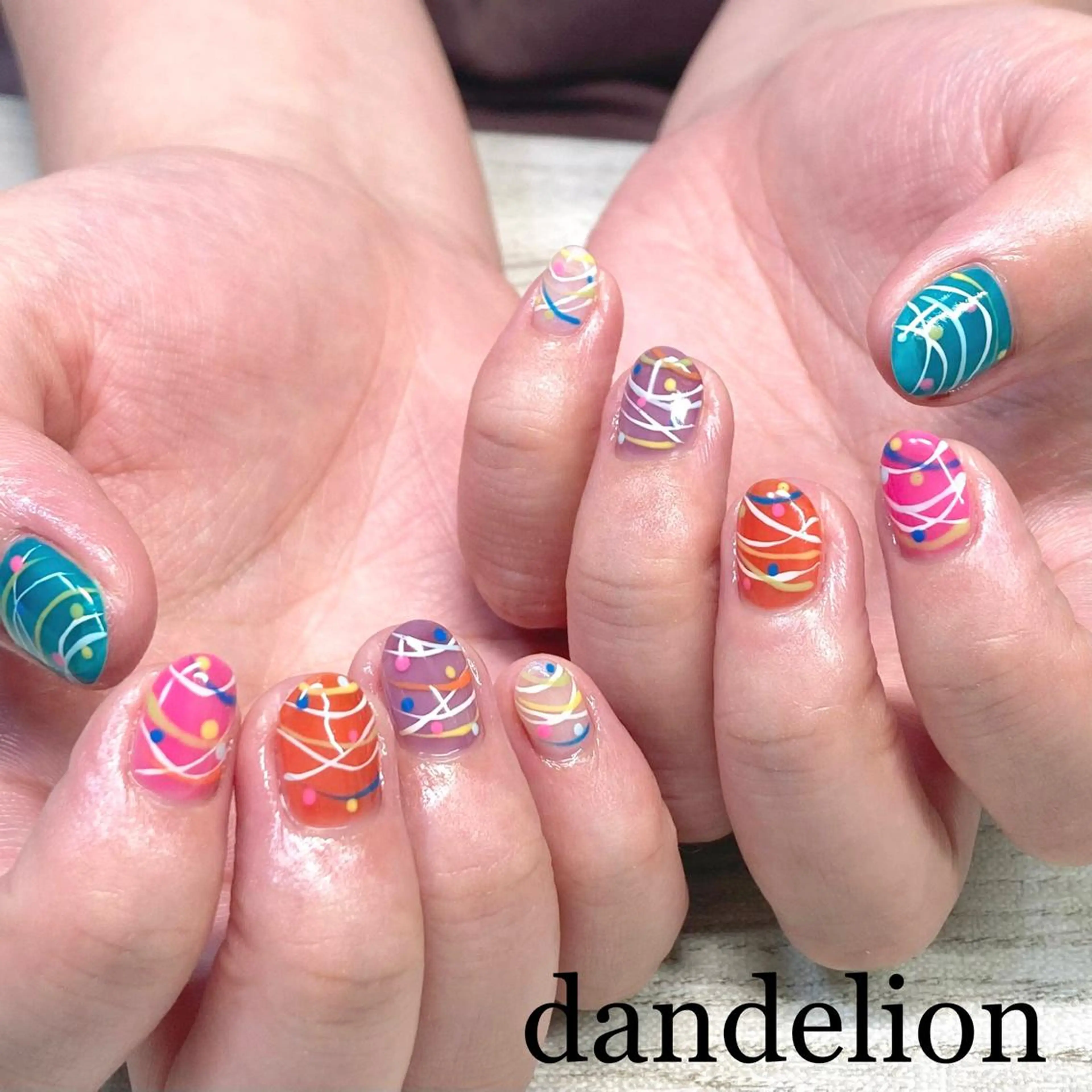 ネイル ハンドネイル ハンドケア dandelion ダンデライオンのネイルデザイン