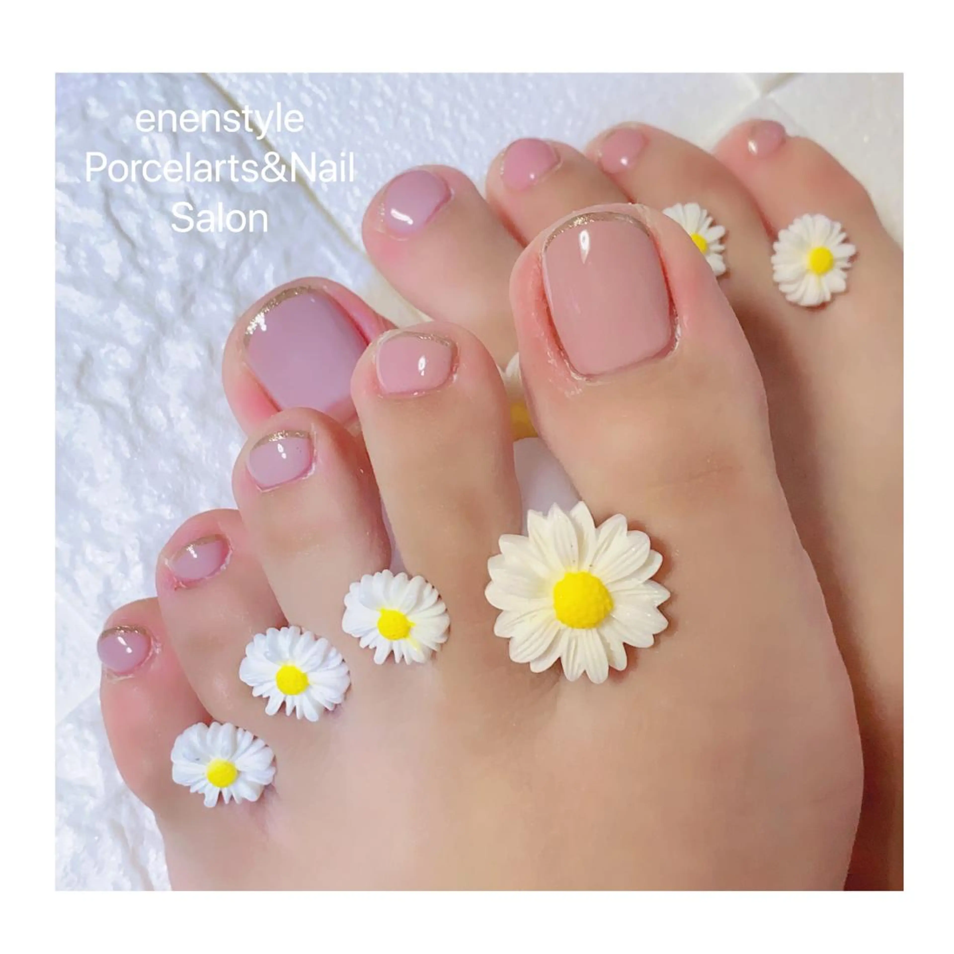 ショート ネイル ハンドネイル フットネイル 👑enen style👑のネイルデザイン