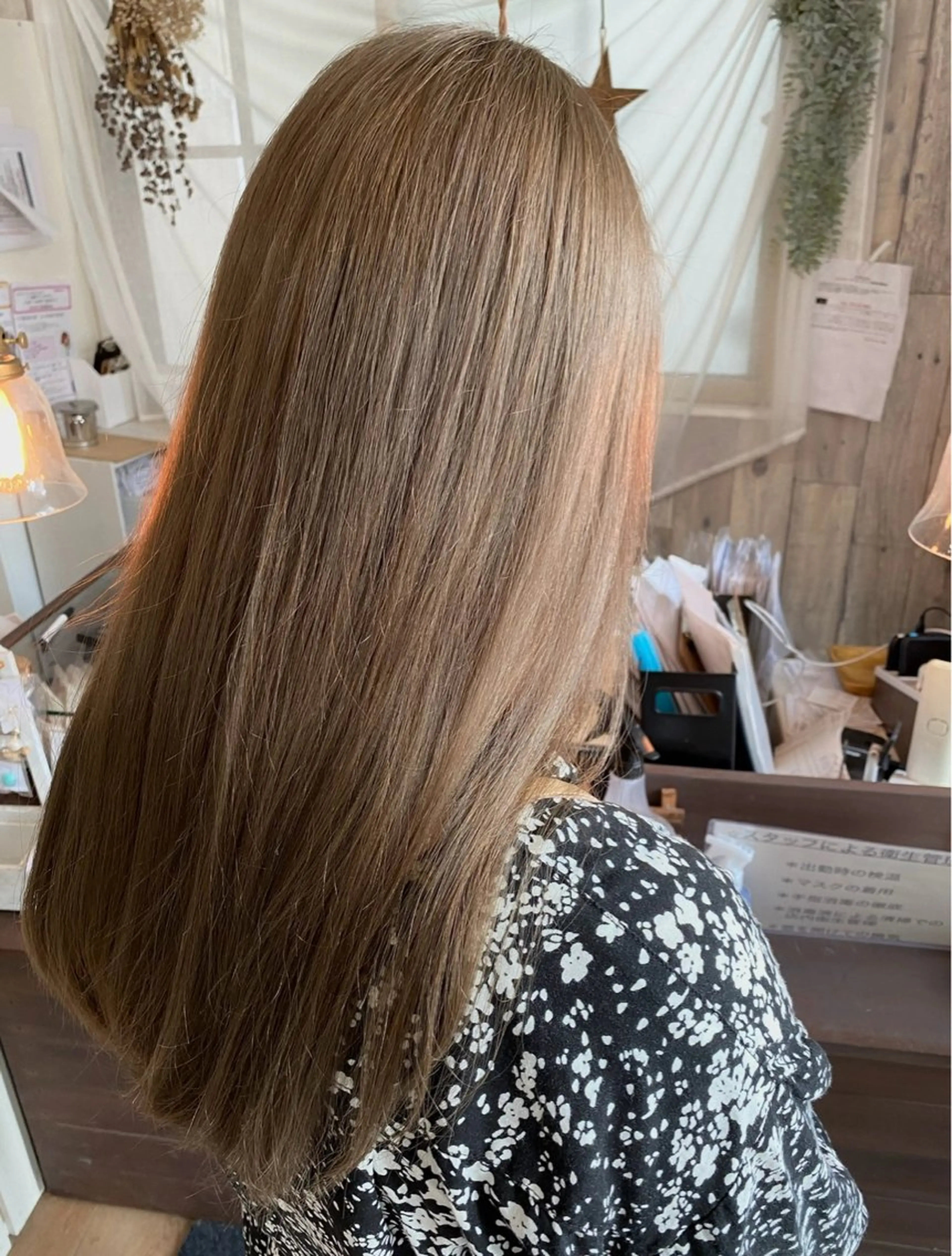 ロング エクステ NENE🌿ブリーチ 無しダブルカラーのヘアスタイル