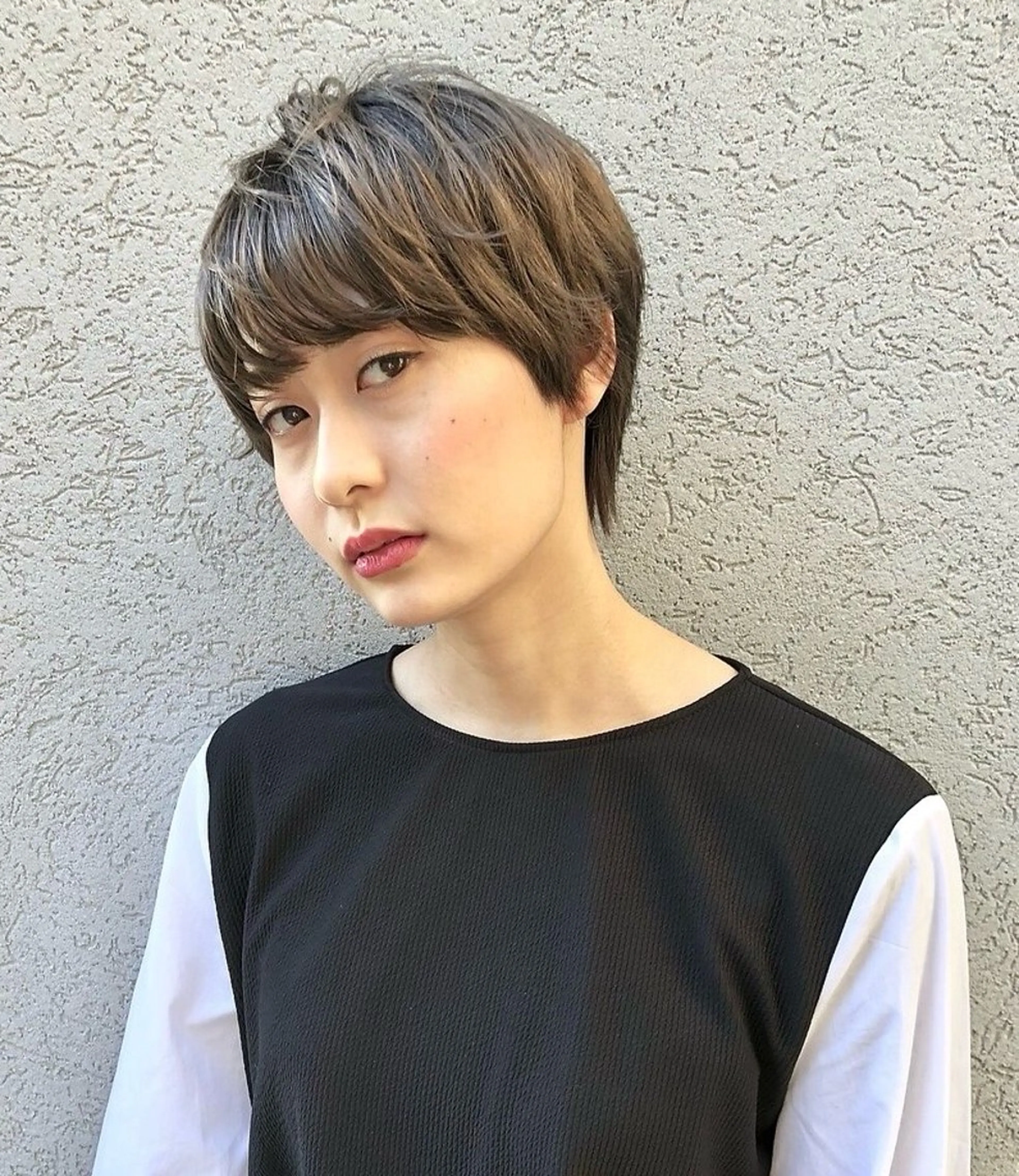 ショート 似合わせレイヤー 🤍みはな𝜗𝜚のヘアスタイル