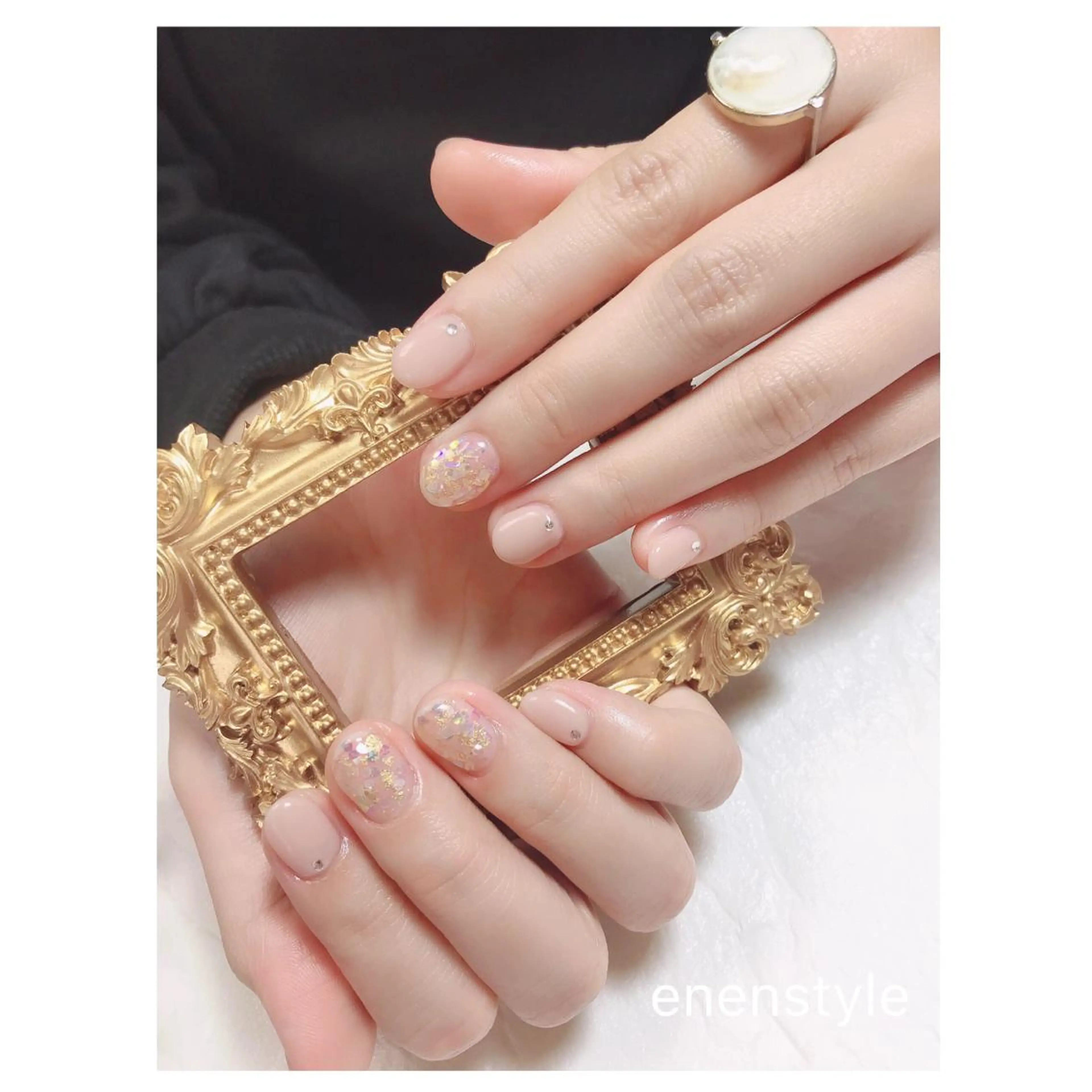 ショート ネイル ジェルネイル ニュアンスネイル オフィスネイル ワンカラーネイル シンプルネイル ハンドネイル 👑enen style👑のネイルデザイン