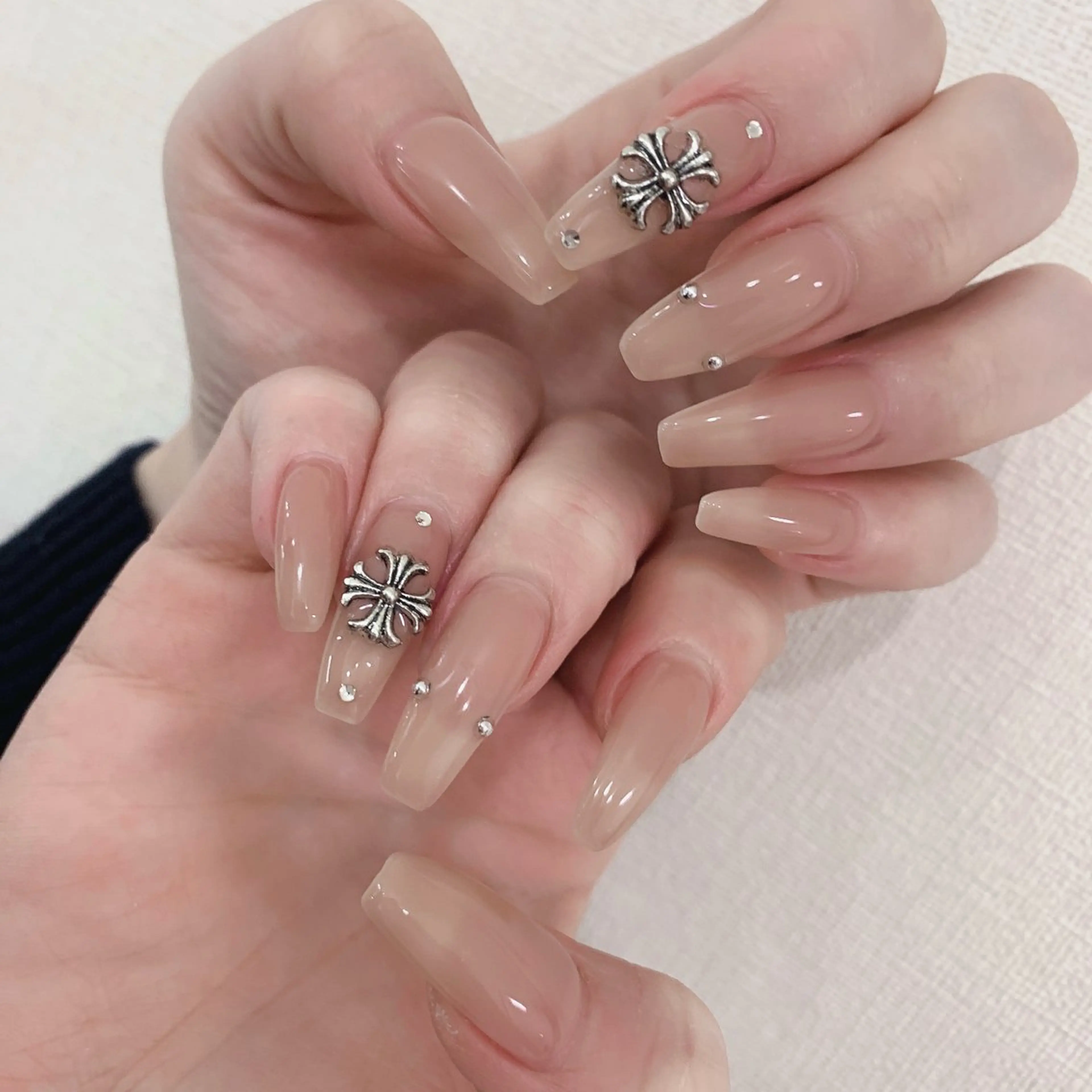 ネイル クリアネイル シンプルネイル 春ネイル 夏ネイル ワンホンネイル ハンドネイル Rainbow Nailのネイルデザイン