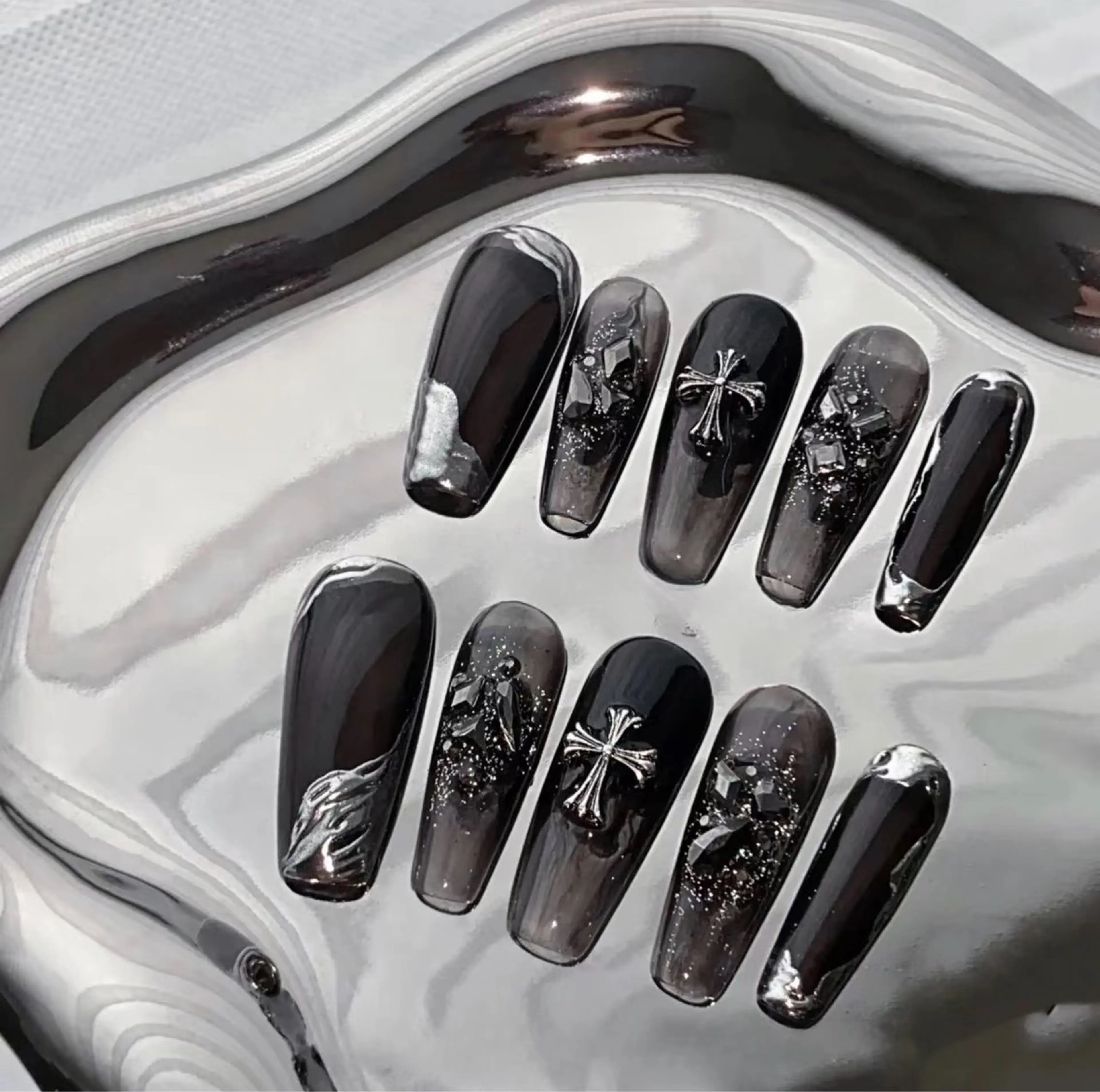 ネイル Mika Nails 心斎橋のネイルデザイン