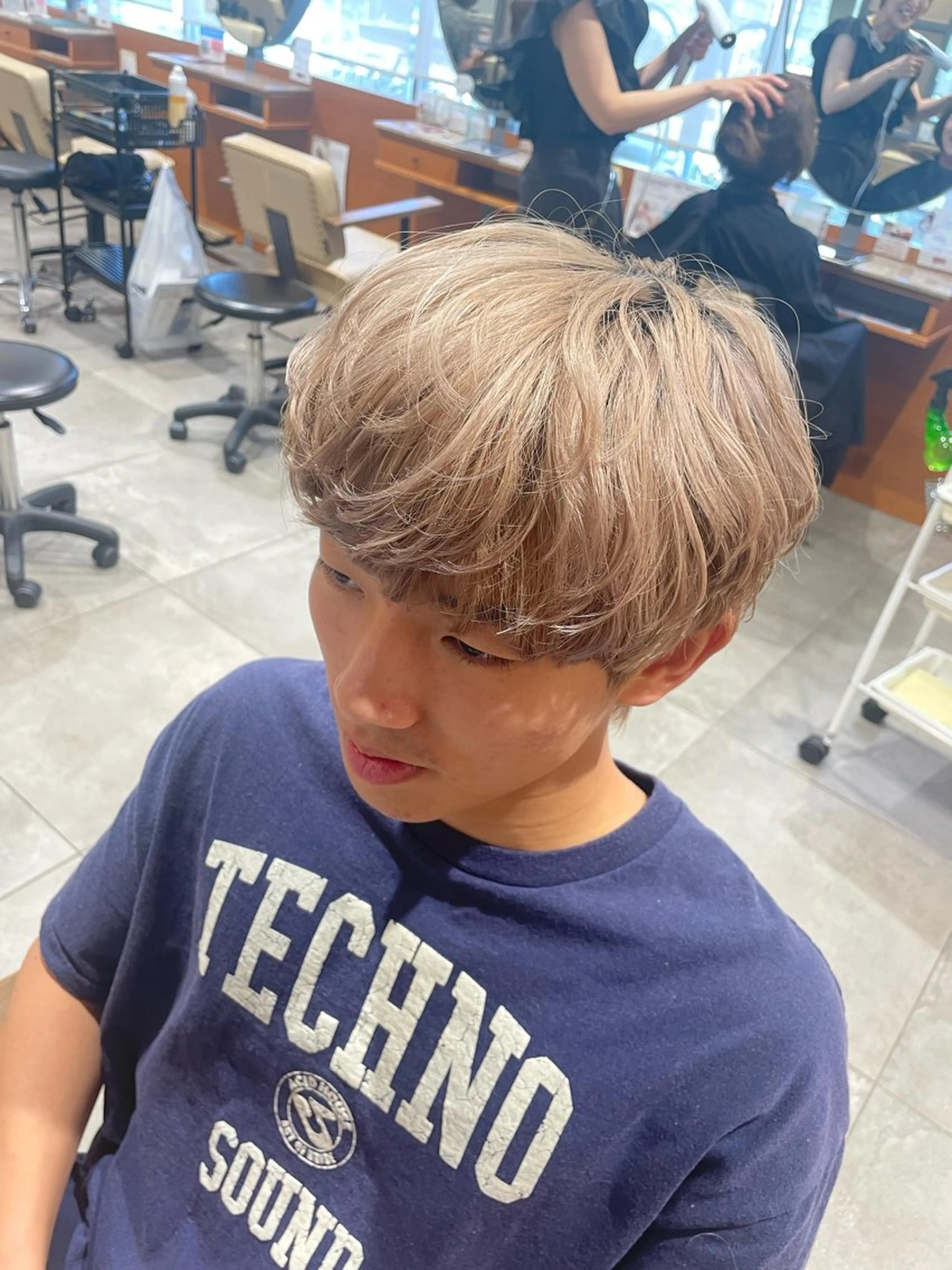 【メンズ限定！】カット+Wカラー(ケアブリーチ)の写真