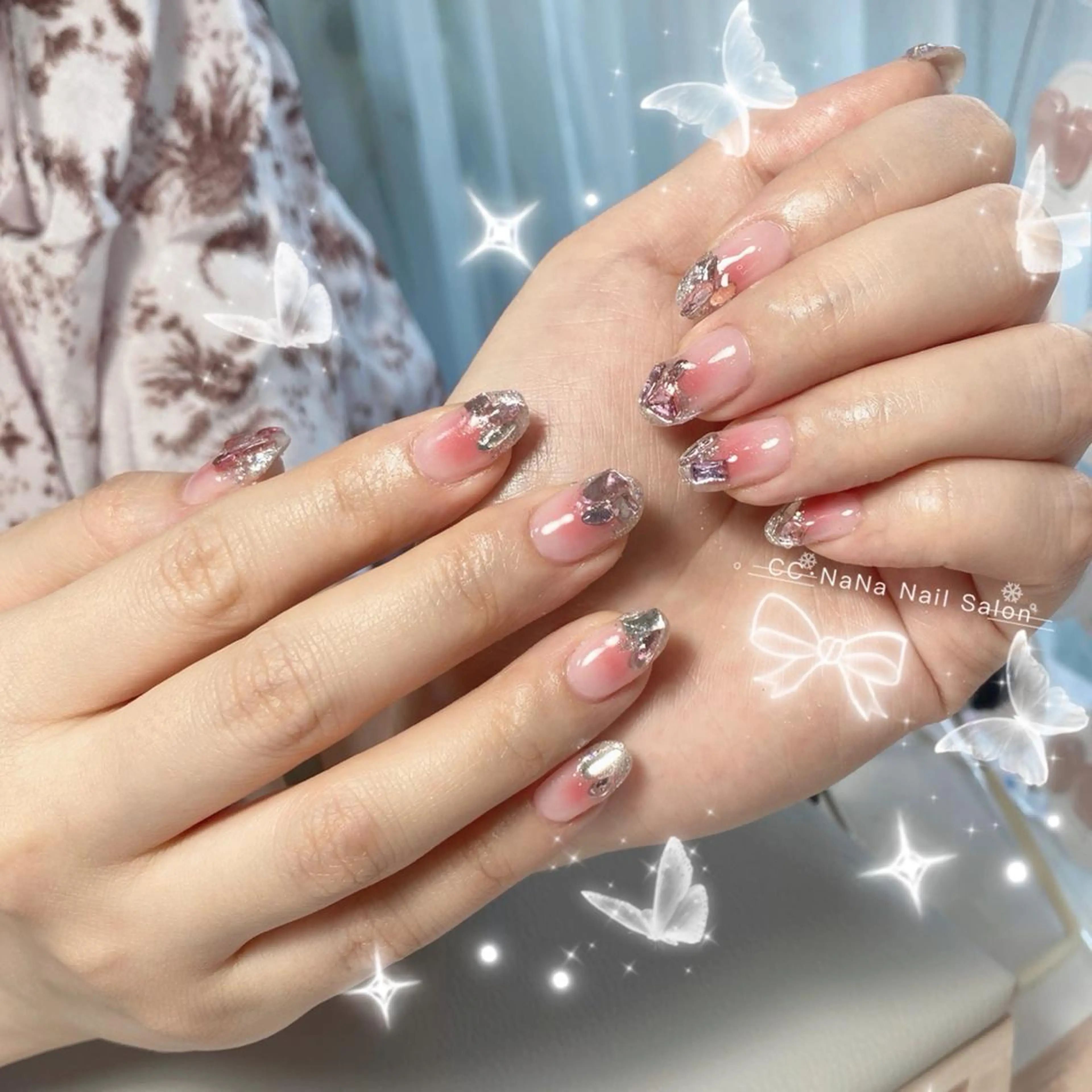 ネイル チークネイル フラッシュネイル ジェルネイル ハート キラキラネイル ハンドネイル 💎CC・NaNa 韓国風ネイル🌙Cのネイルデザイン