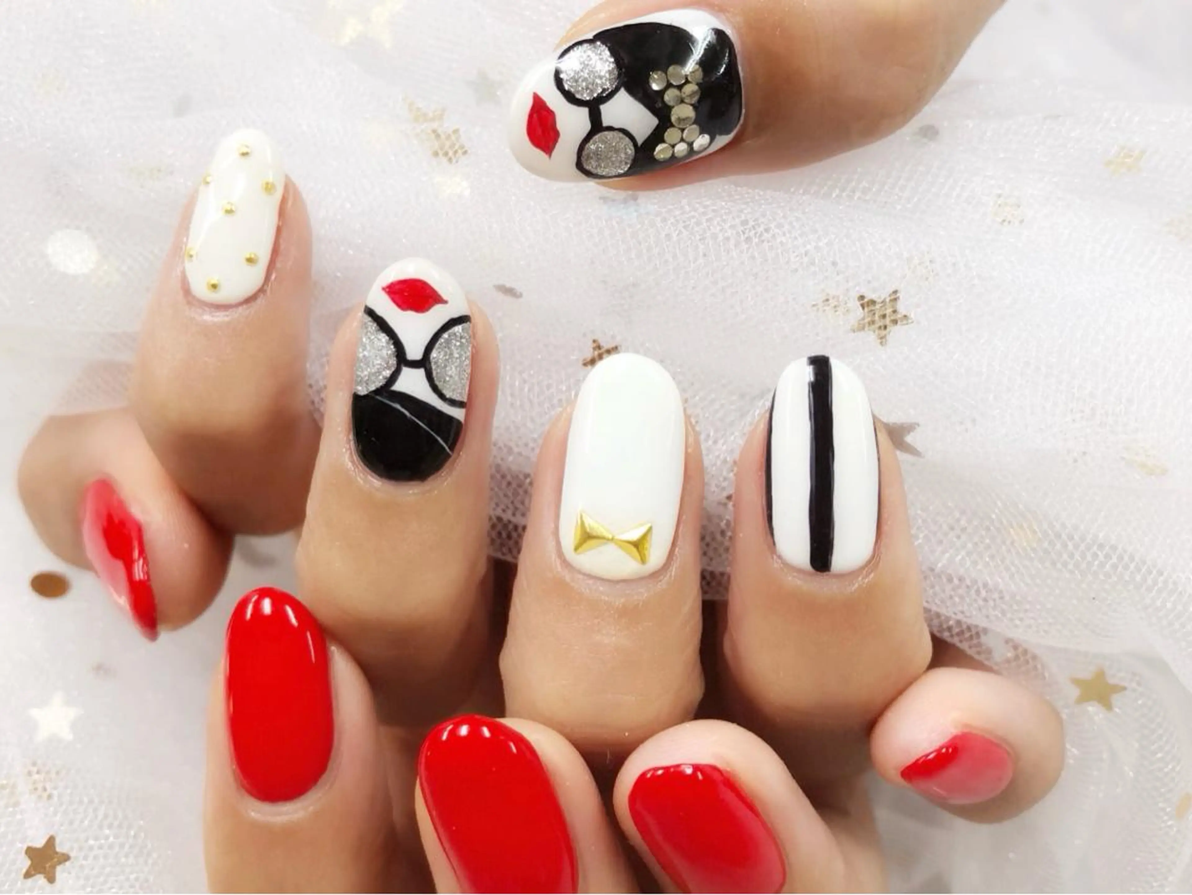 ネイル 💅ネイル✨ プリンセスのネイルデザイン