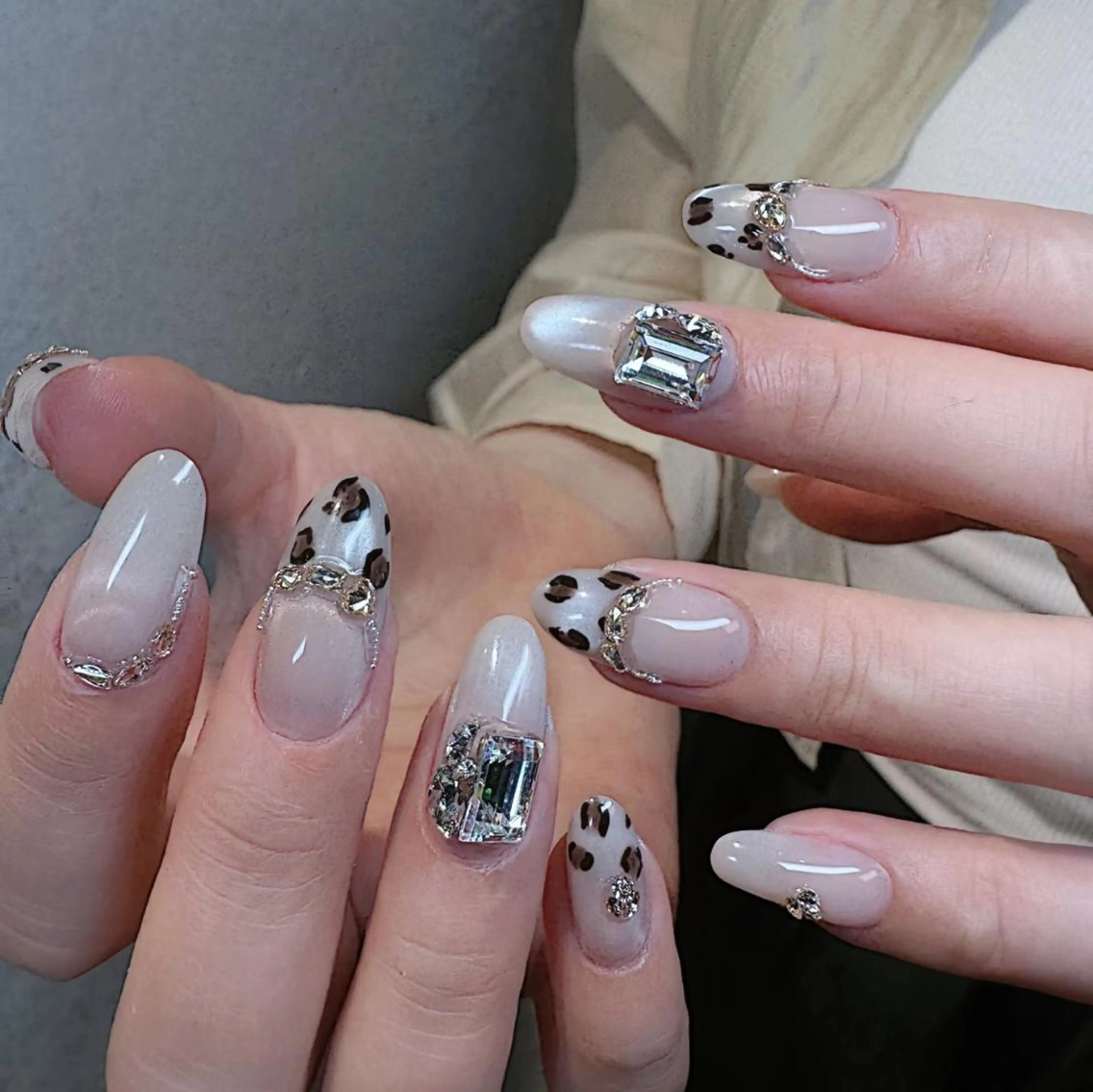 ネイル ハンドネイル エリ🫧 nail池袋東口のネイルデザイン