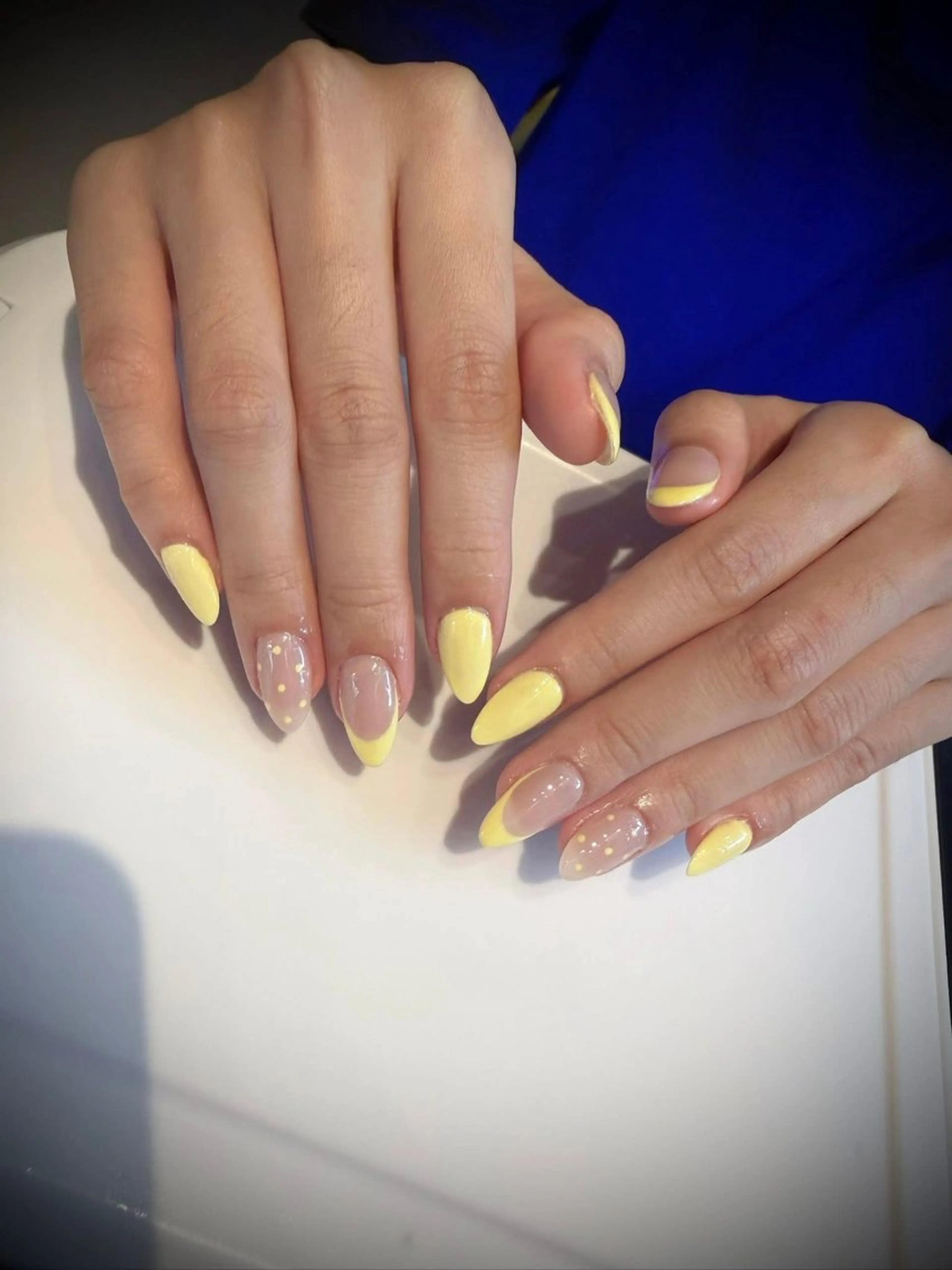 ネイル オーロラネイル ブルー チークネイル 長さ出し フットネイル ハンドネイル JIN 168 新大久保のネイルデザイン