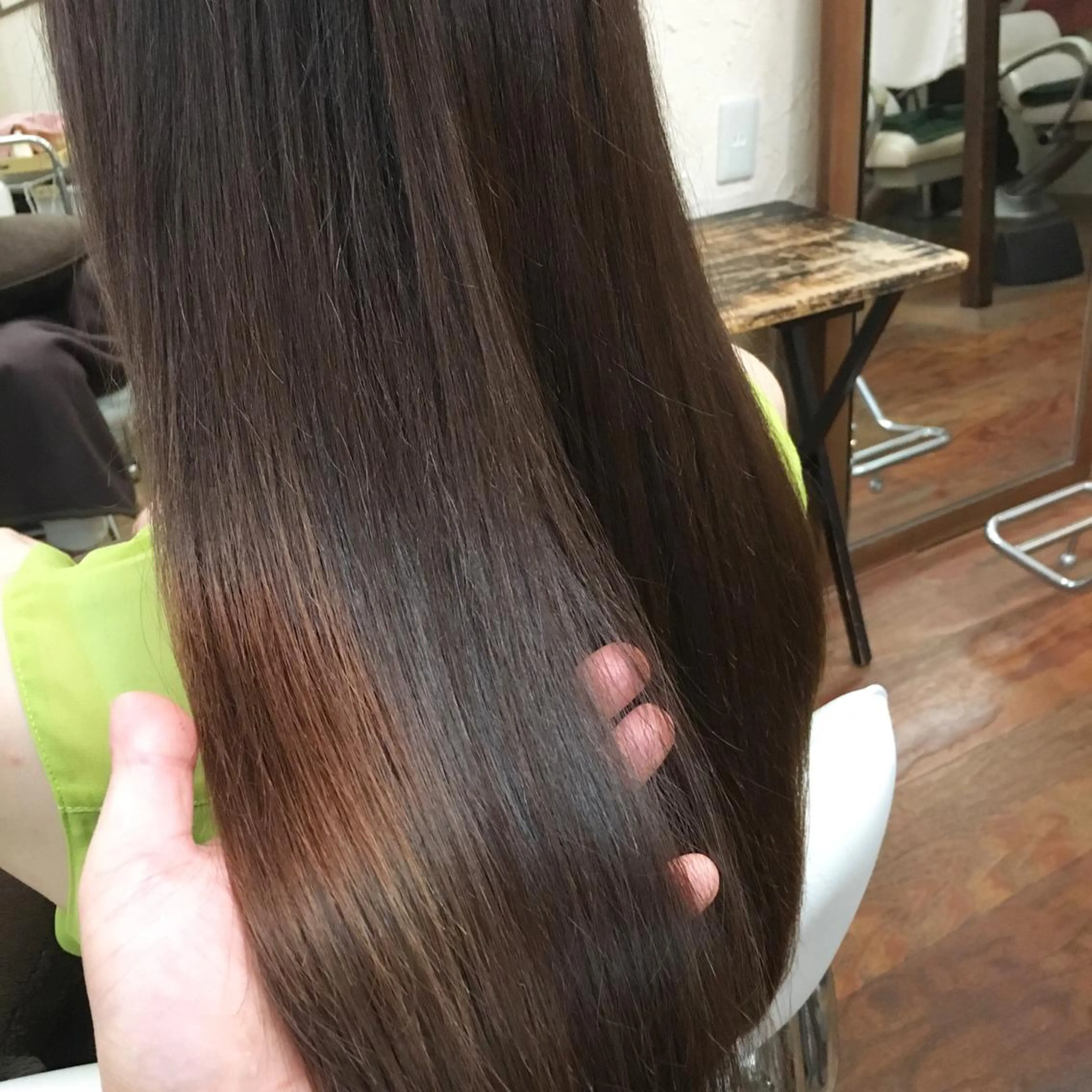 ロング 伊藤 雄一のヘアスタイル