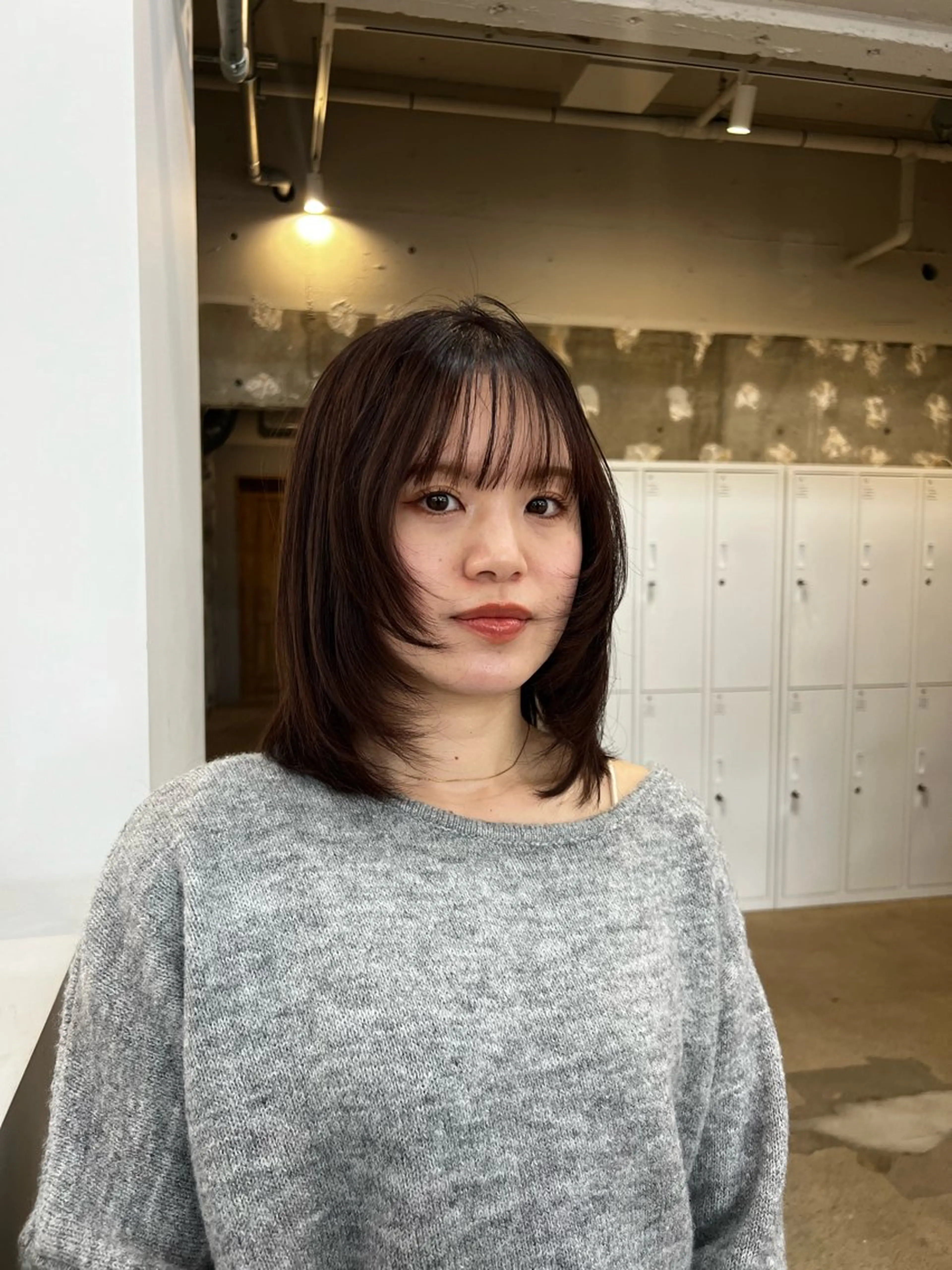ミディアム カラー 顔まわりレイヤー 顔周りカット レイヤーカット カット ヘアカラー fit /HONOKAのヘアスタイル