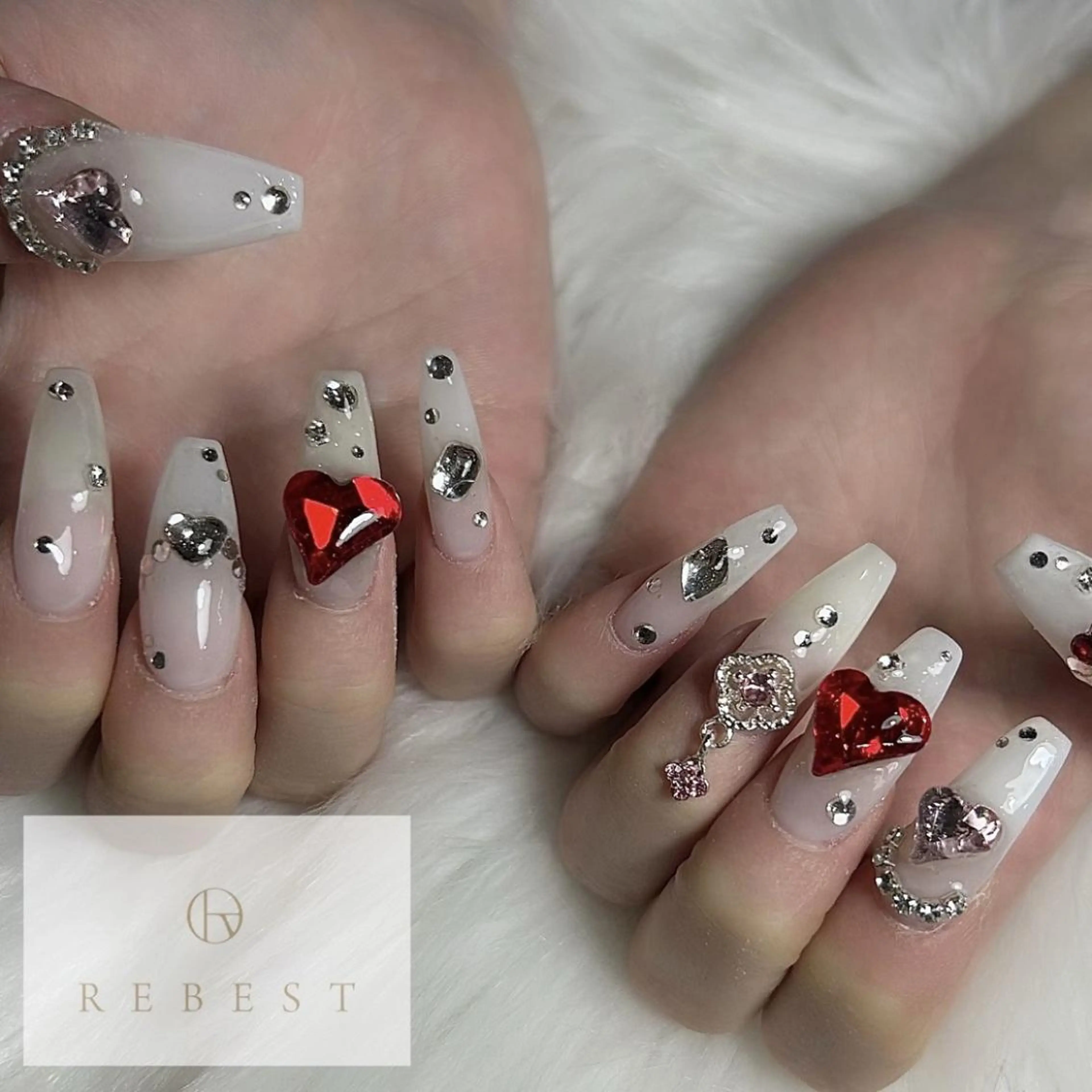 ネイル ハンドネイル REBEST南森町 nail🪽のネイルデザイン