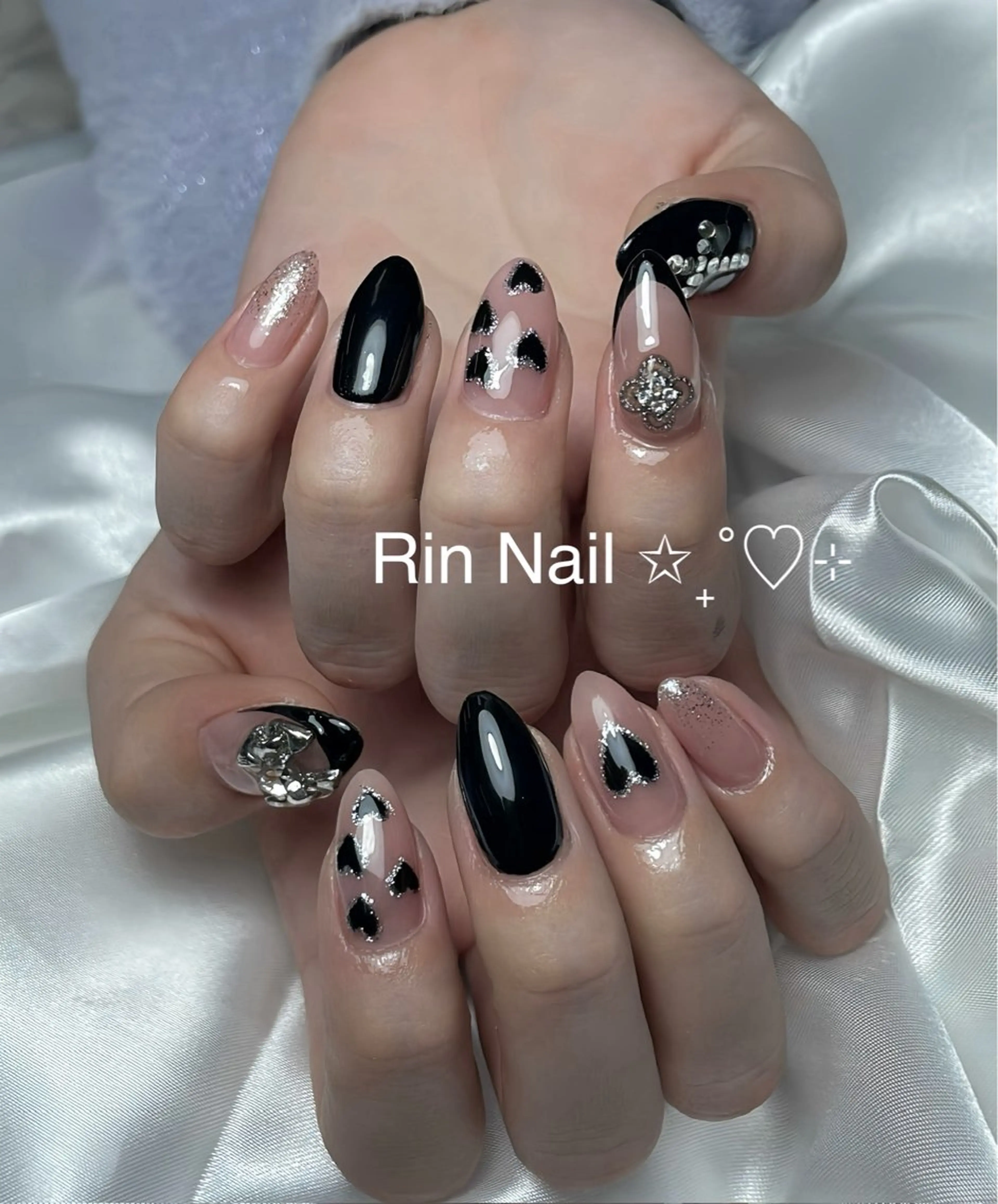 ネイル チークネイル フラッシュネイル フラワーネイル フットネイル ジェルネイル ハンドネイル Rin Nail Shinokuboのネイルデザイン