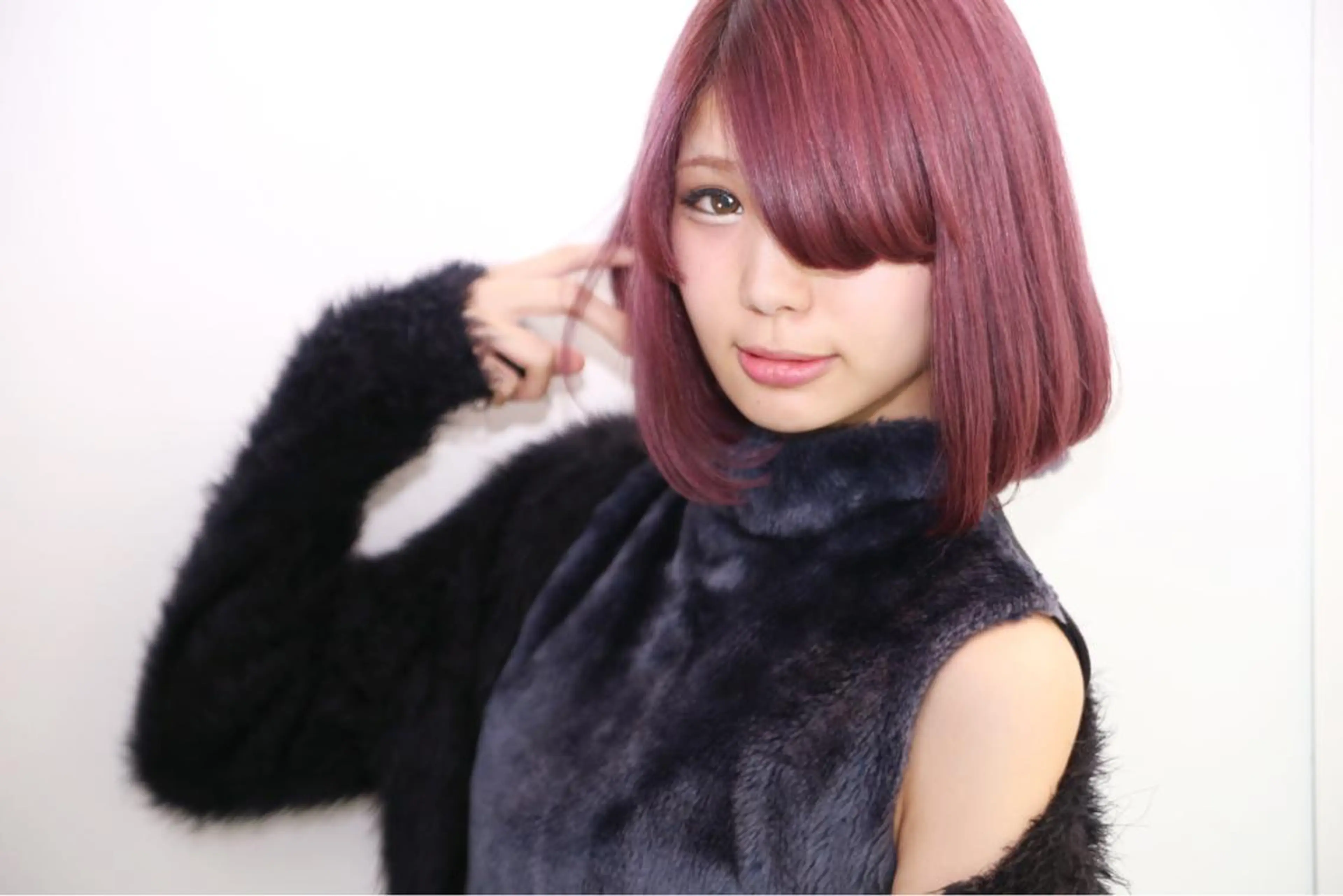 ミディアム カラー ヘアアレンジ Re:ta KANZOの眉毛・アイブロウイメージ