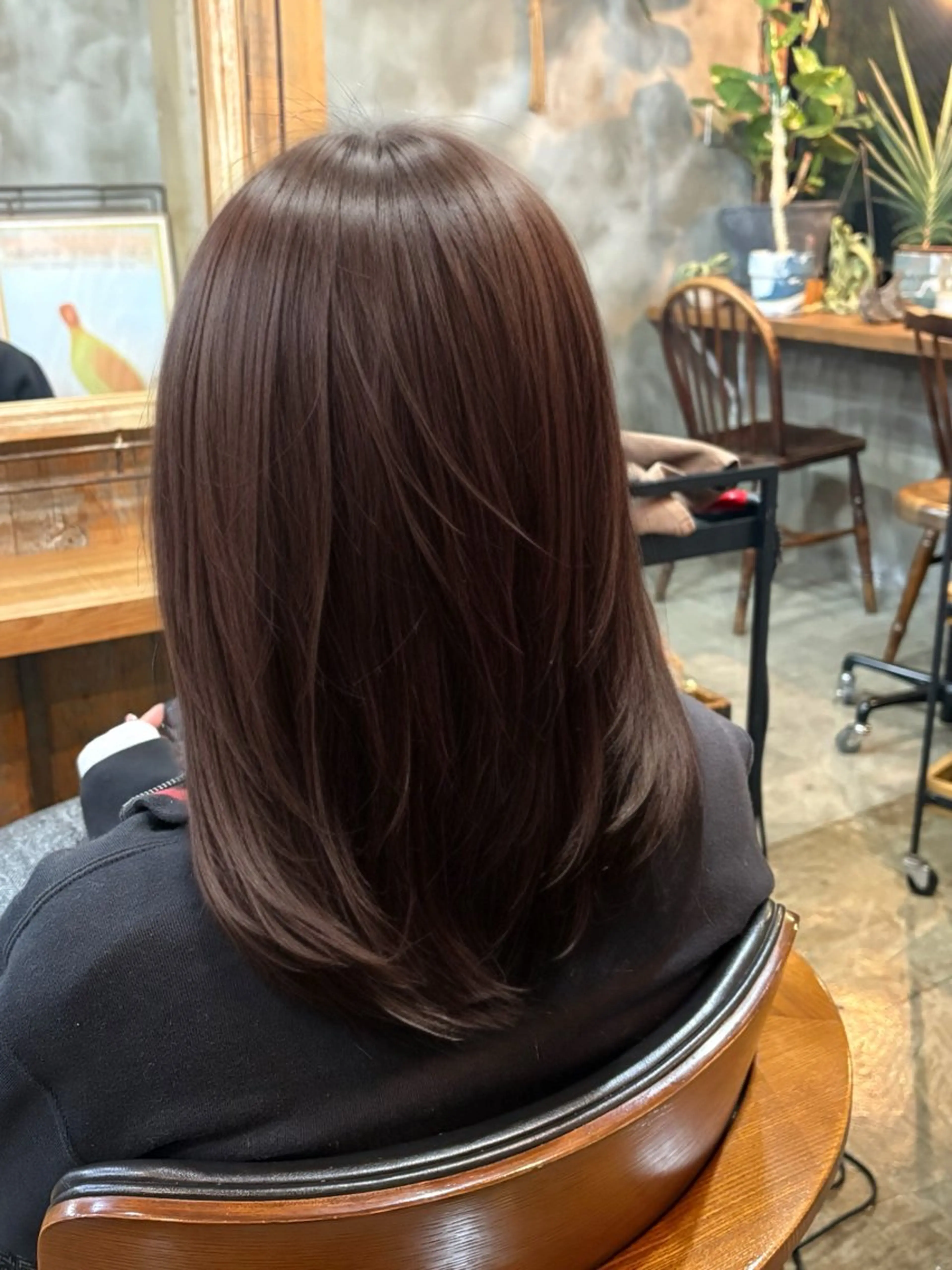 ミディアム カラー ミディアムレイヤー レイヤーカット トリートメント ヘアカラー Hina🧵/恵比寿 中目黒/透明感カラーのヘアスタイル