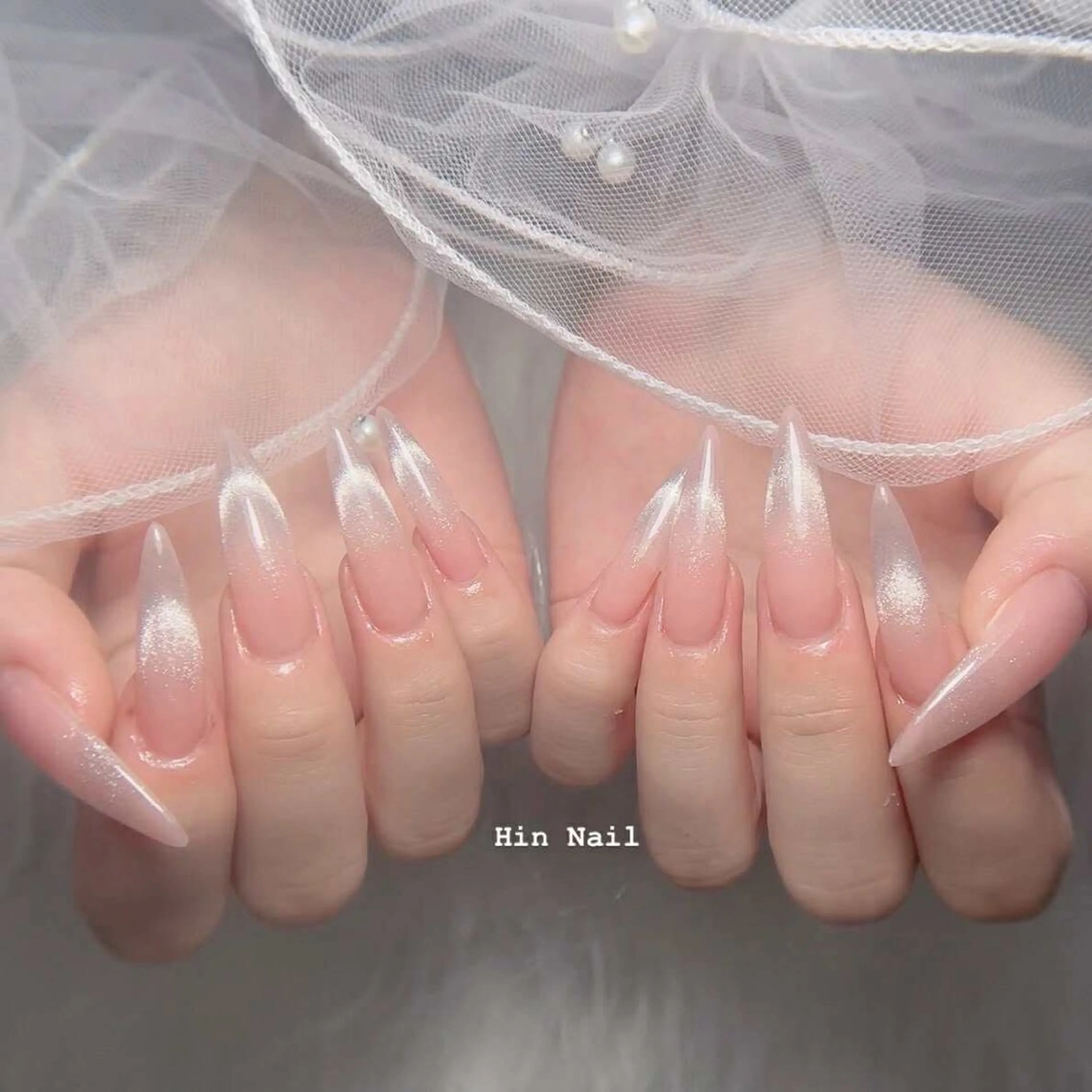 ネイル ハンドネイル Hin Nailsのネイルデザイン
