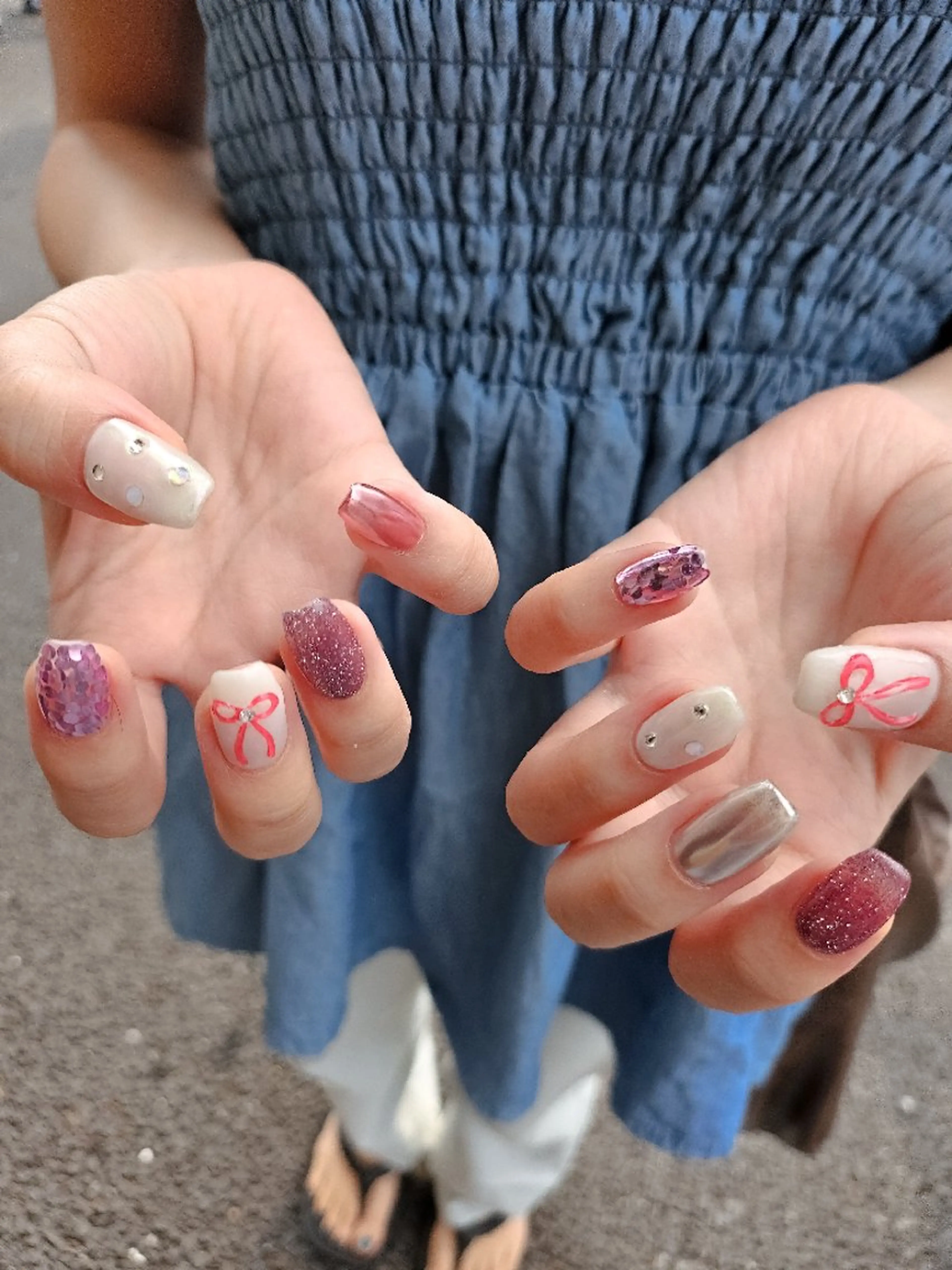 ネイル フラッシュネイル ホログラムネイル ミラーネイル 持ち込み ピンク Dali🌙 NATSUKIのネイルデザイン