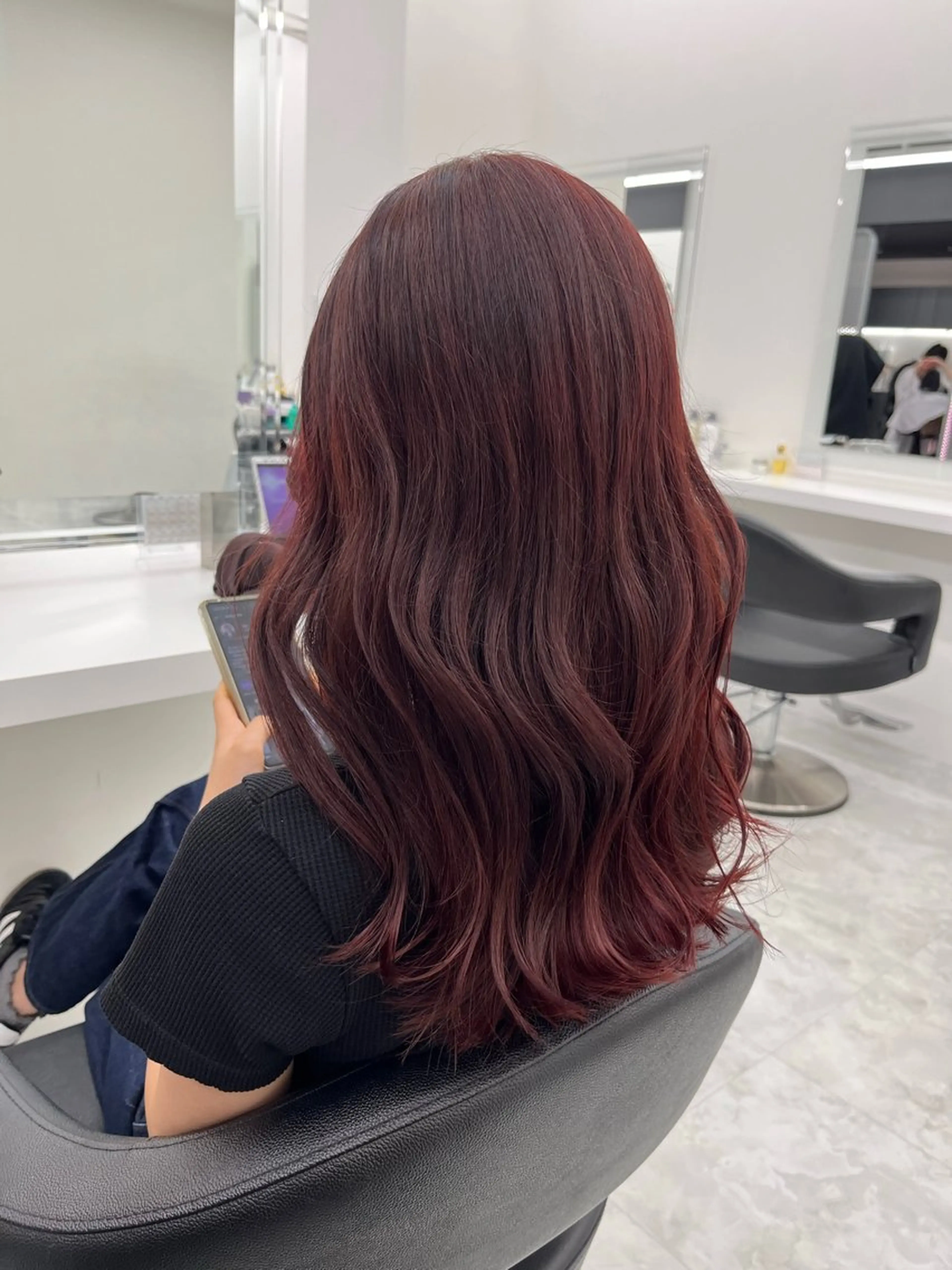 ロング カラー カシス レッドカラー ヘアカラー 💖トレンド春夏 カラー💖FUTAのヘアスタイル