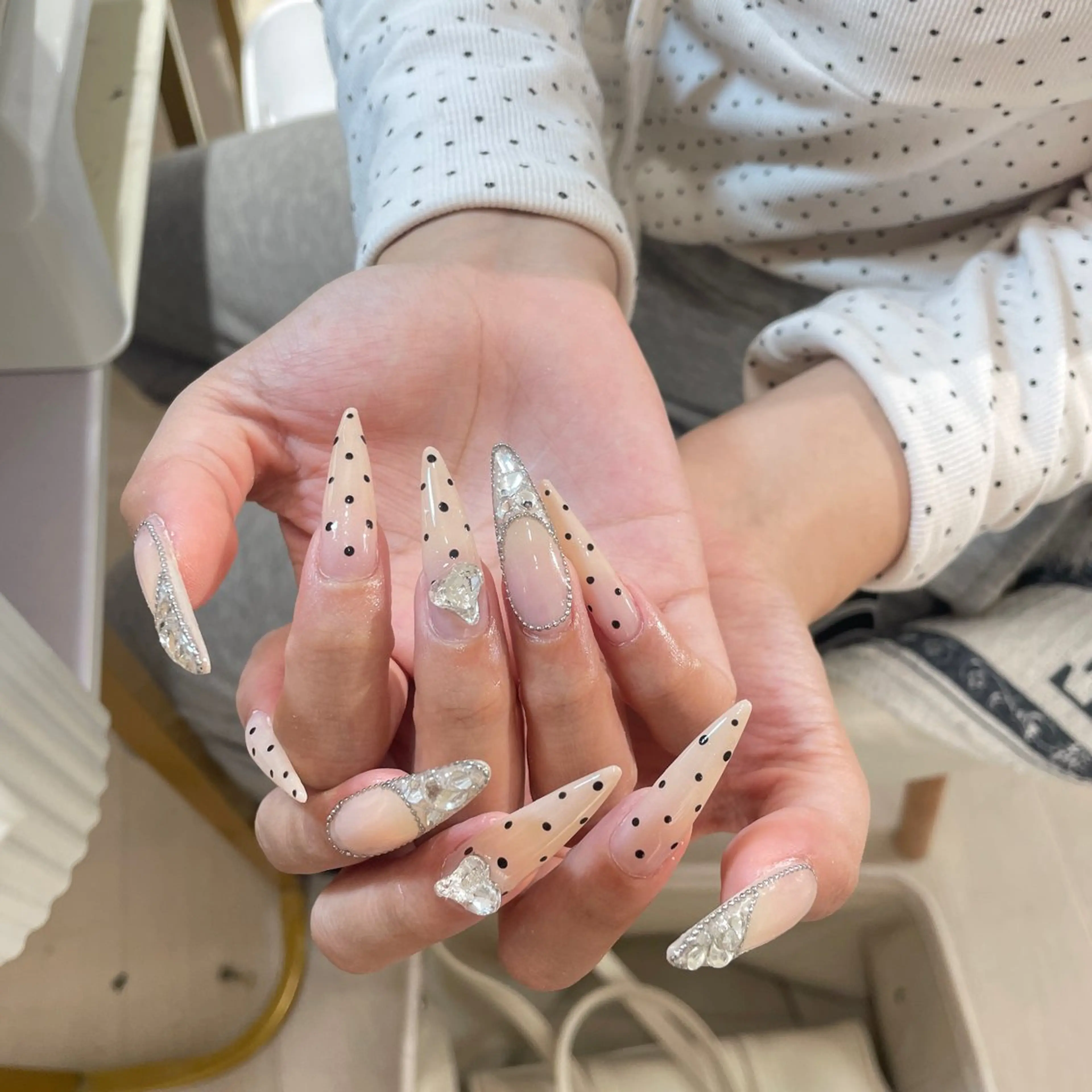 ネイル ハンドネイル ハンドケア SunNail池袋 🍧エミリーのネイルデザイン
