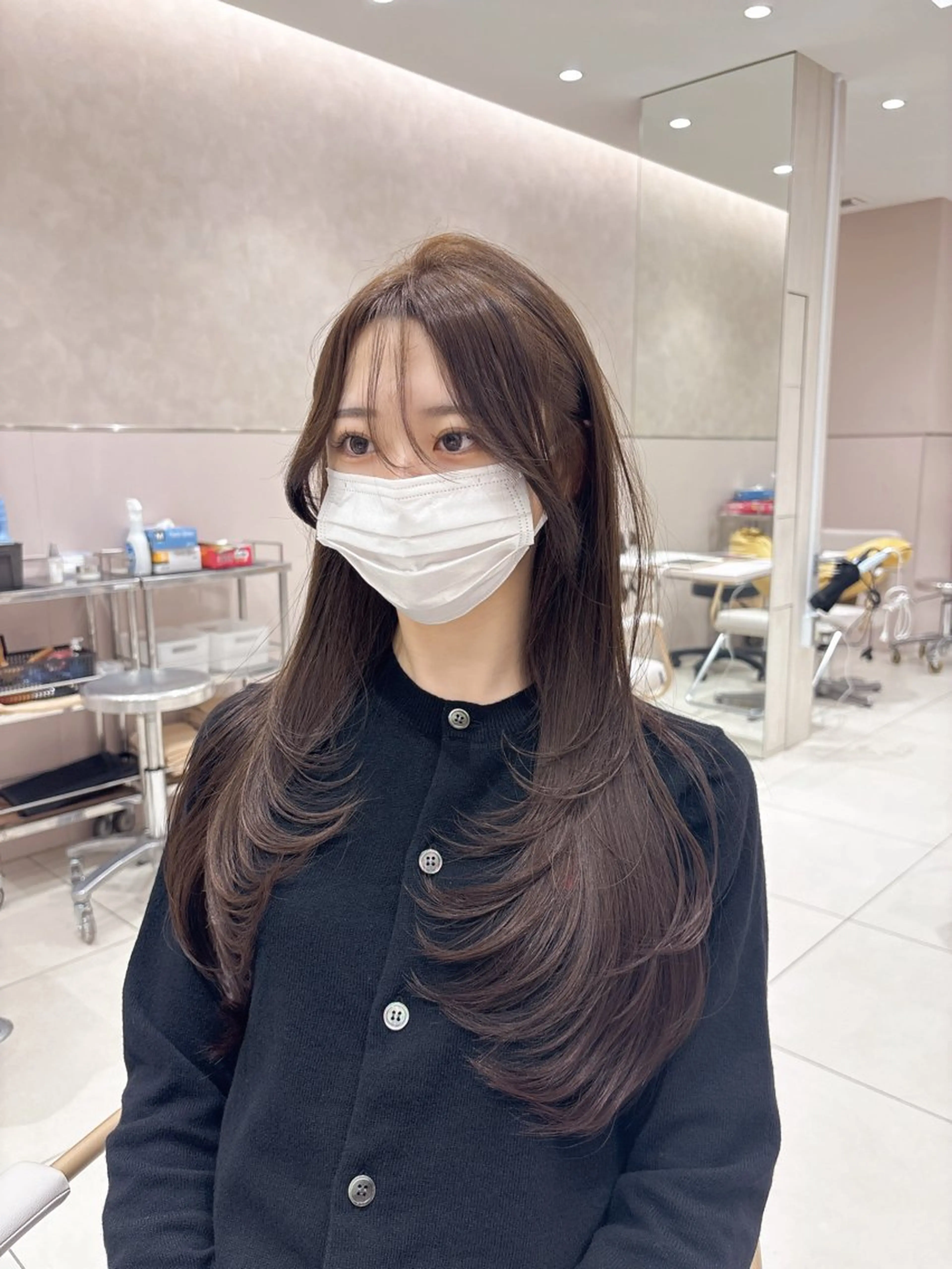 ロング くびれヘア ハイレイヤー レイヤーカット ロング おくれ毛 カット ヘアカラー トリートメント 透明感カラー/似合わ せ前髪/柴田礼空のヘアスタイル