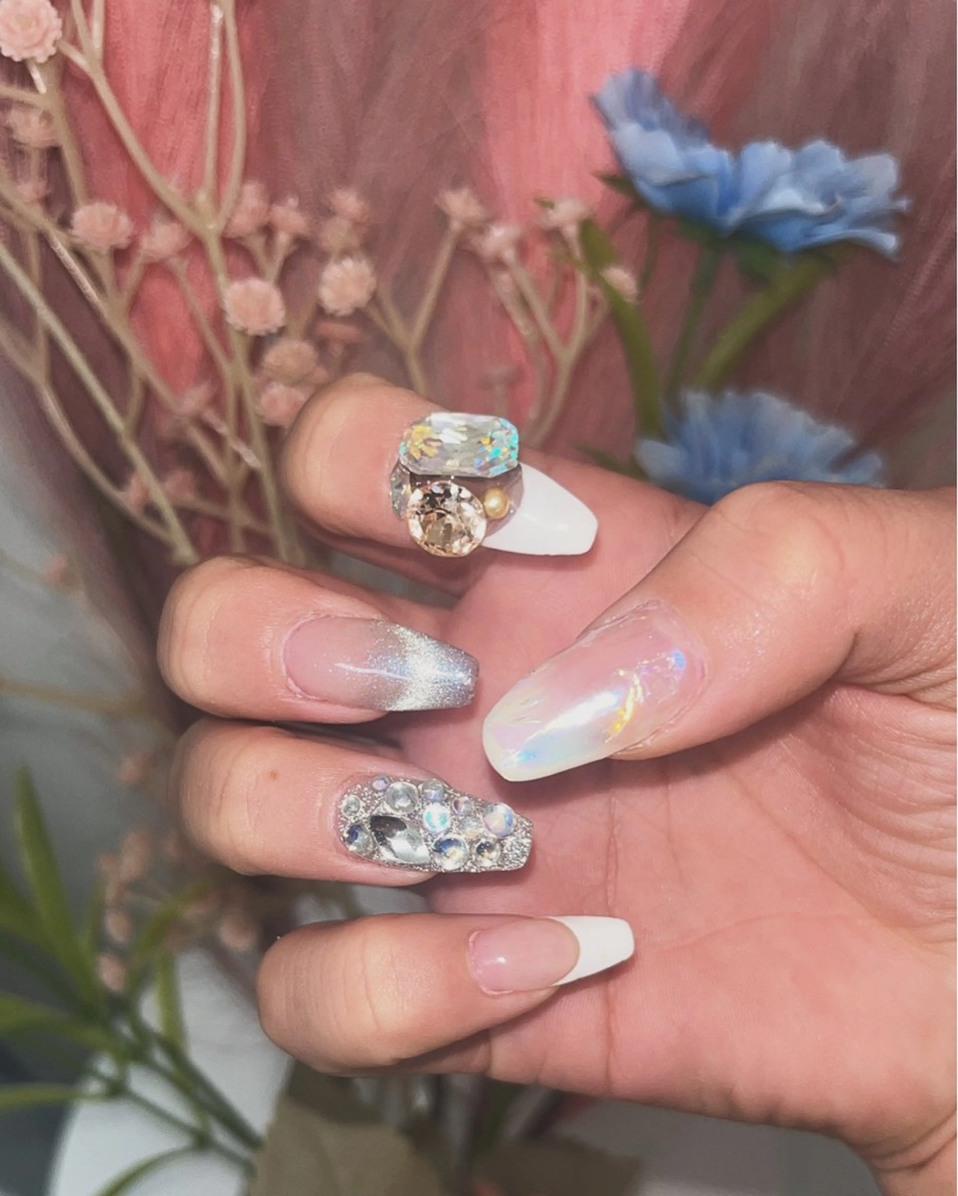 ネイル パーツ全部¥110 サロンミミのネイルデザイン