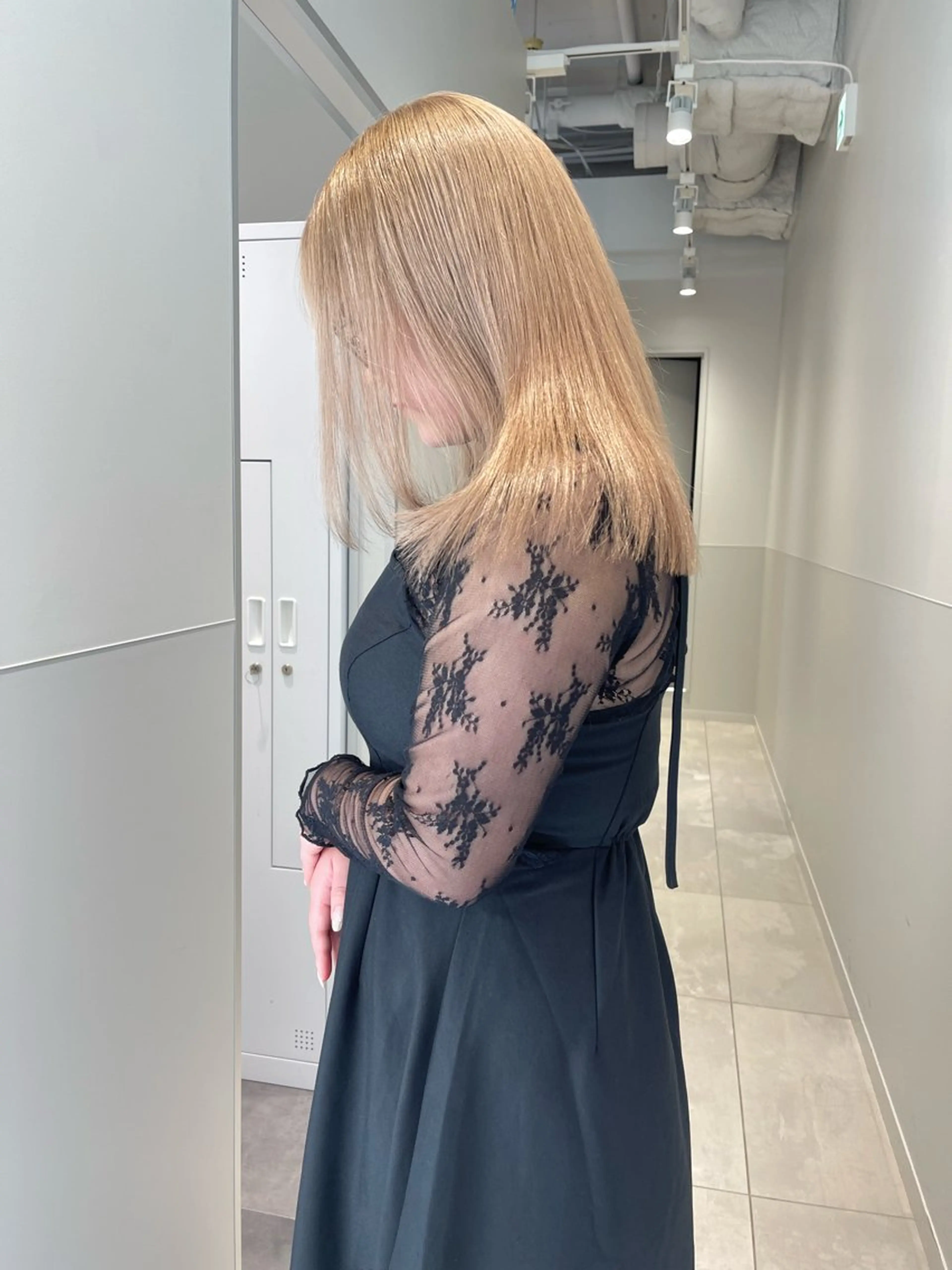 ミディアム ヘアカラー 福山 晴香のヘアスタイル