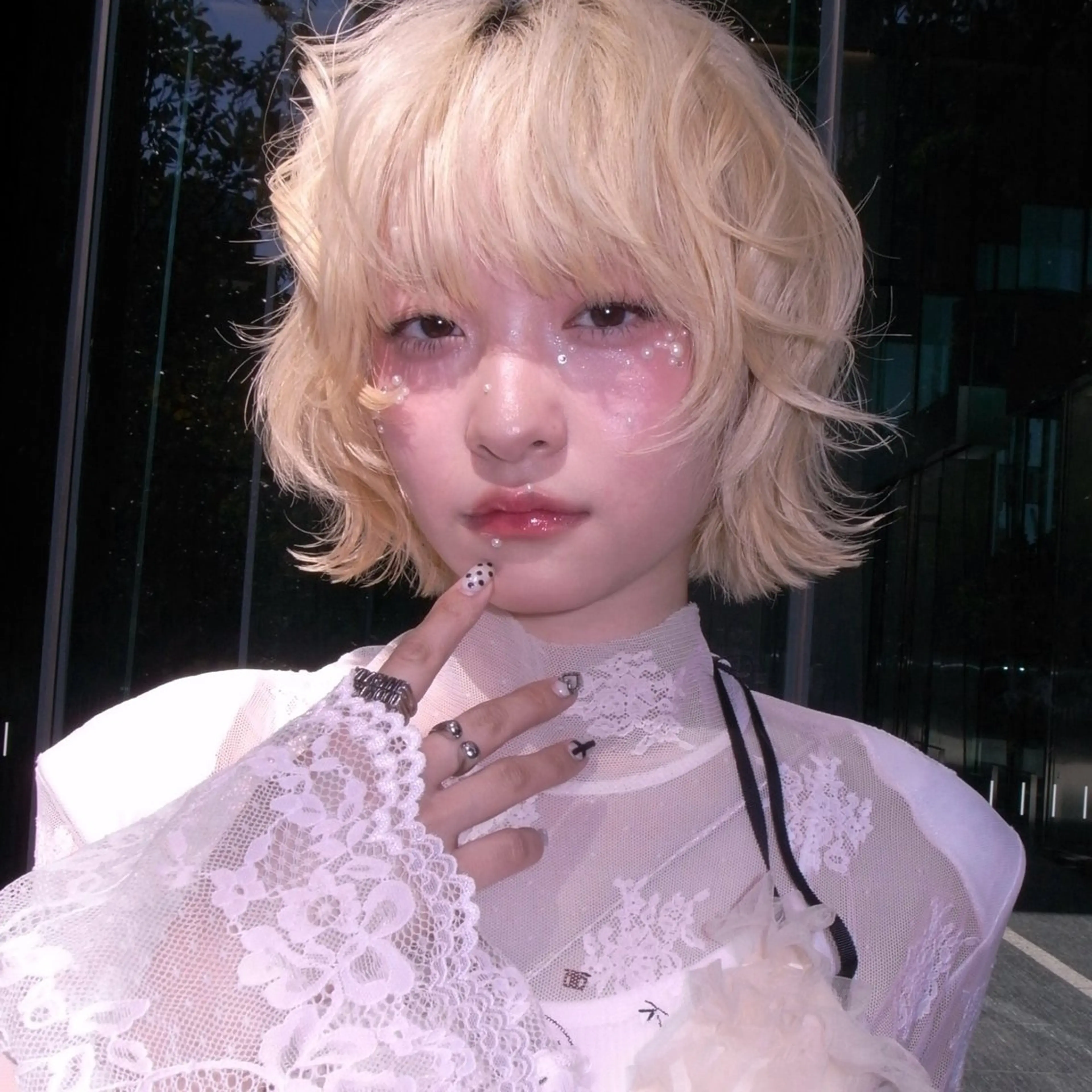 ショート カラー ハイトーンカラー カット ヘアカラー トリートメント ブリーチ/韓国 💫ひなた💫のヘアスタイル