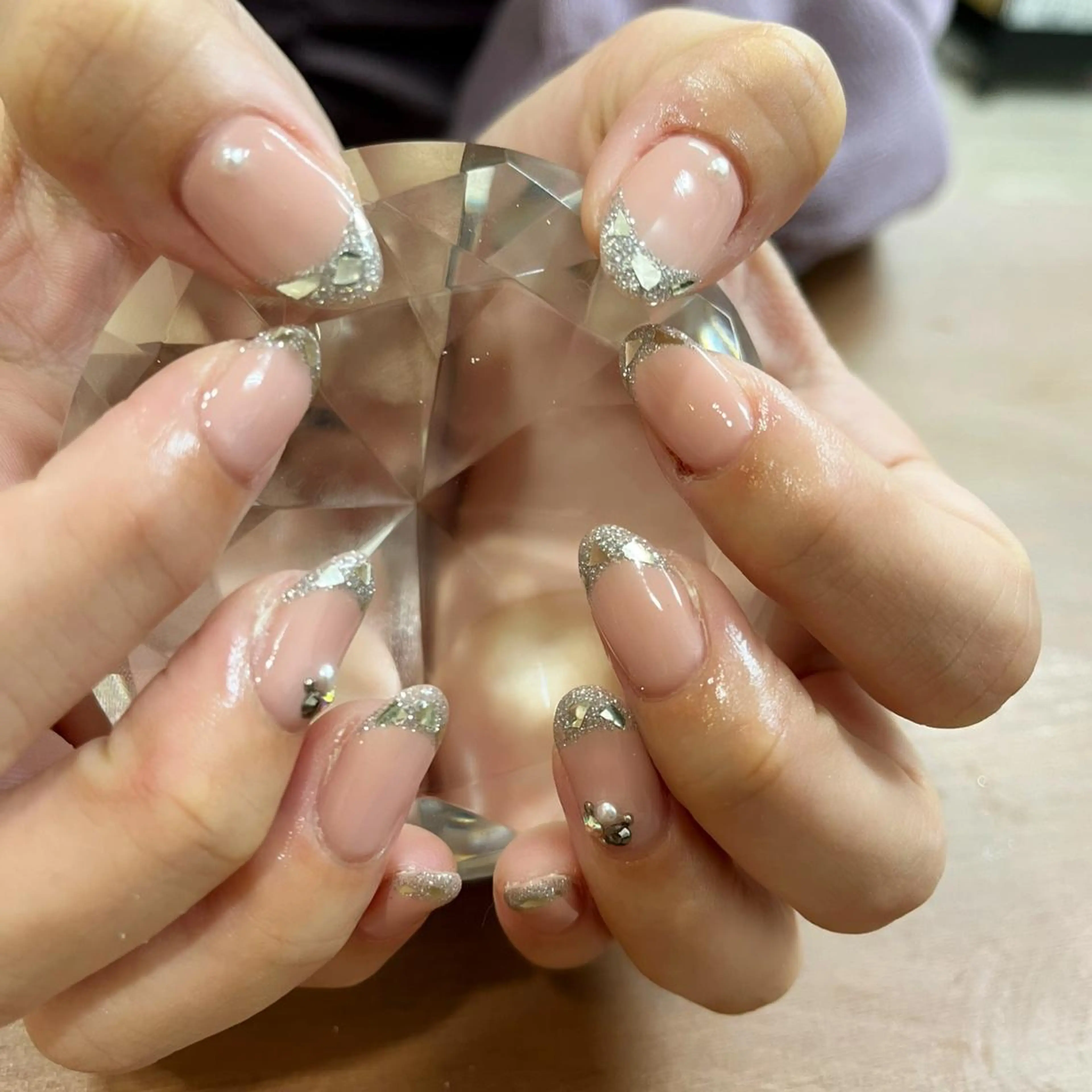 ネイル フレンチネイル ガラスフレンチ Brilliant 江田のネイルデザイン