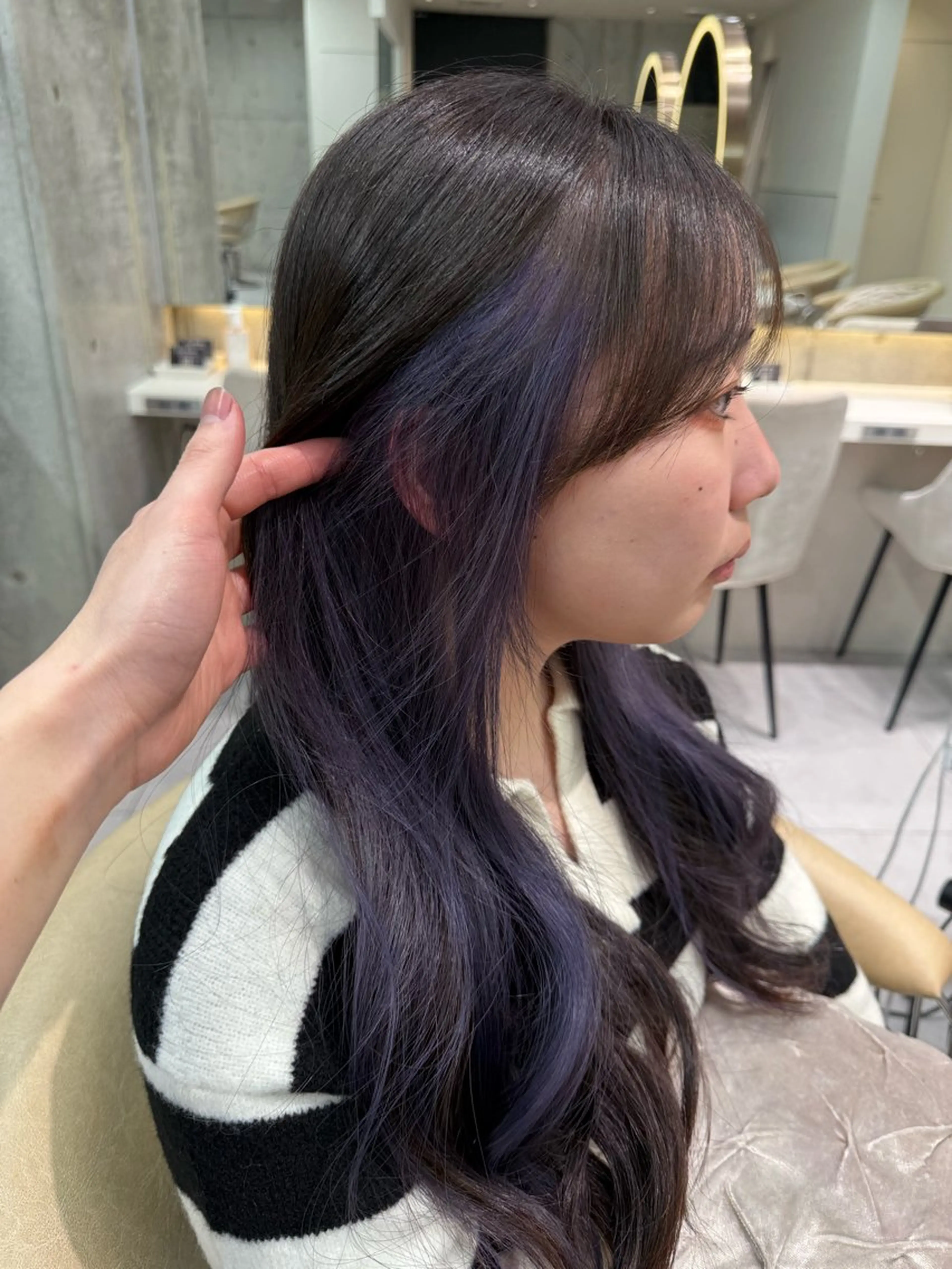 ロング ヘアカラー shion 透明感カラーのヘアスタイル
