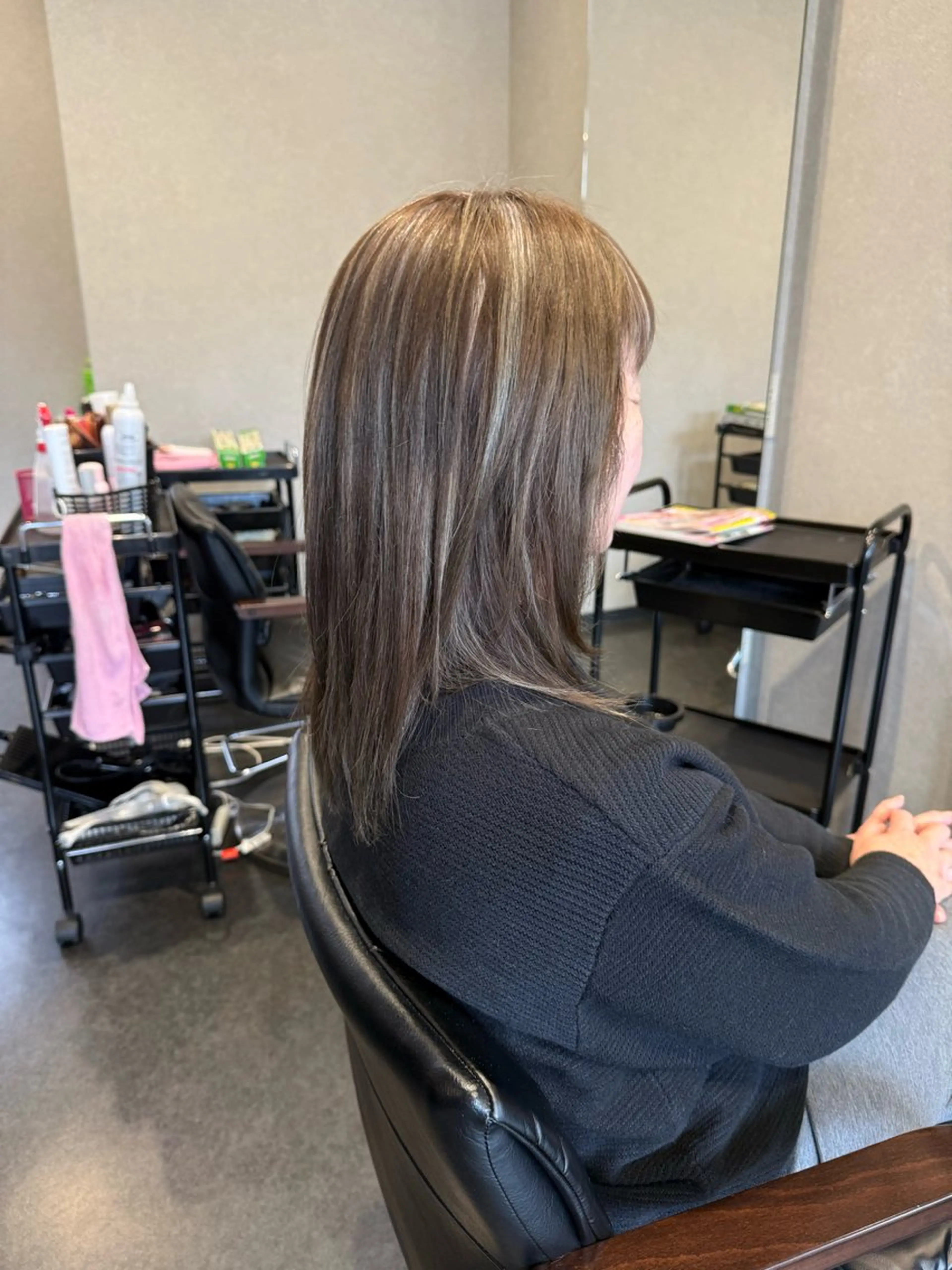 セミロング ハイライト 髪質改善⚡️カラー 🍀武久 誠🍀のヘアスタイル