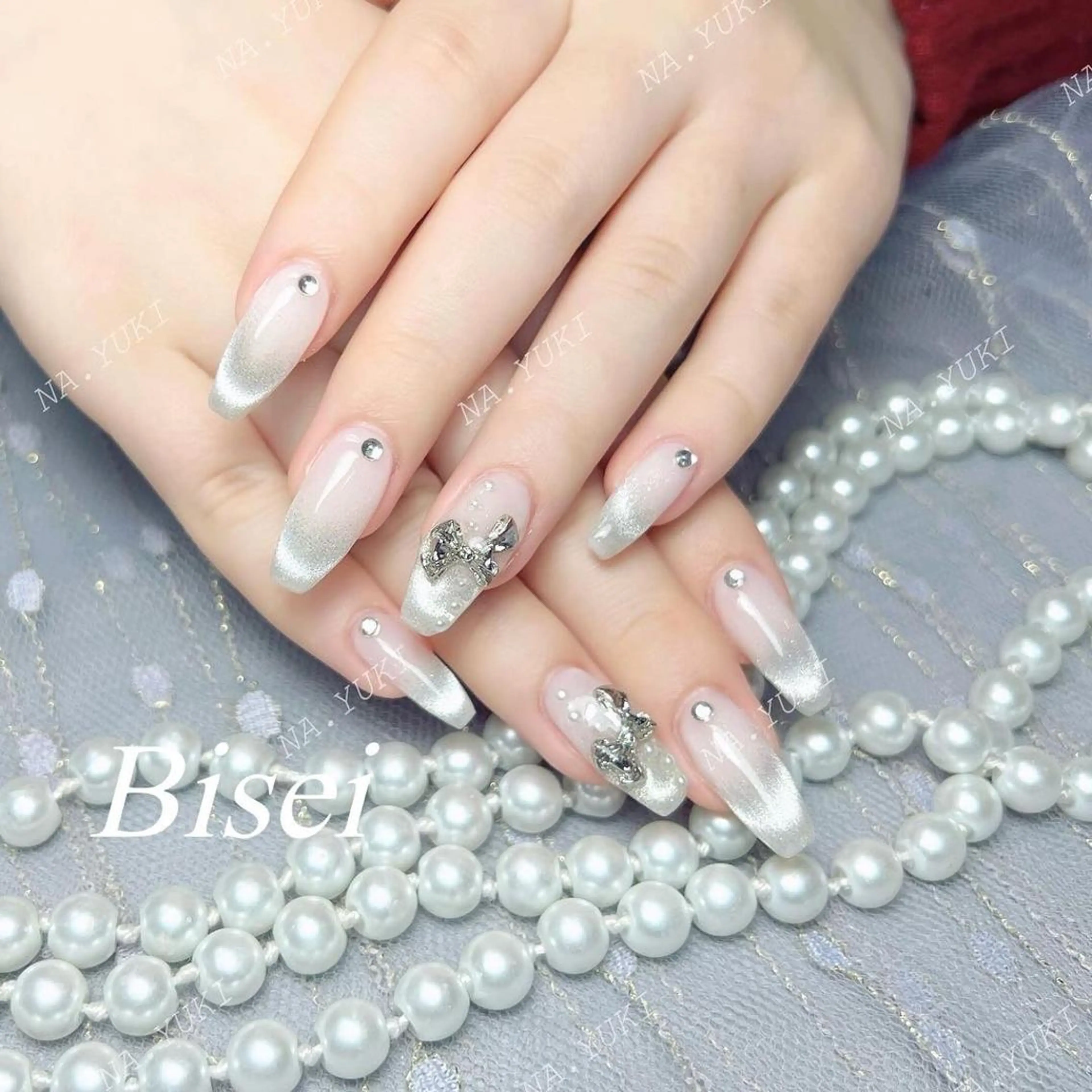 ネイル ハンドネイル ハンドケア 🌷 Mooning 🌷のネイルデザイン