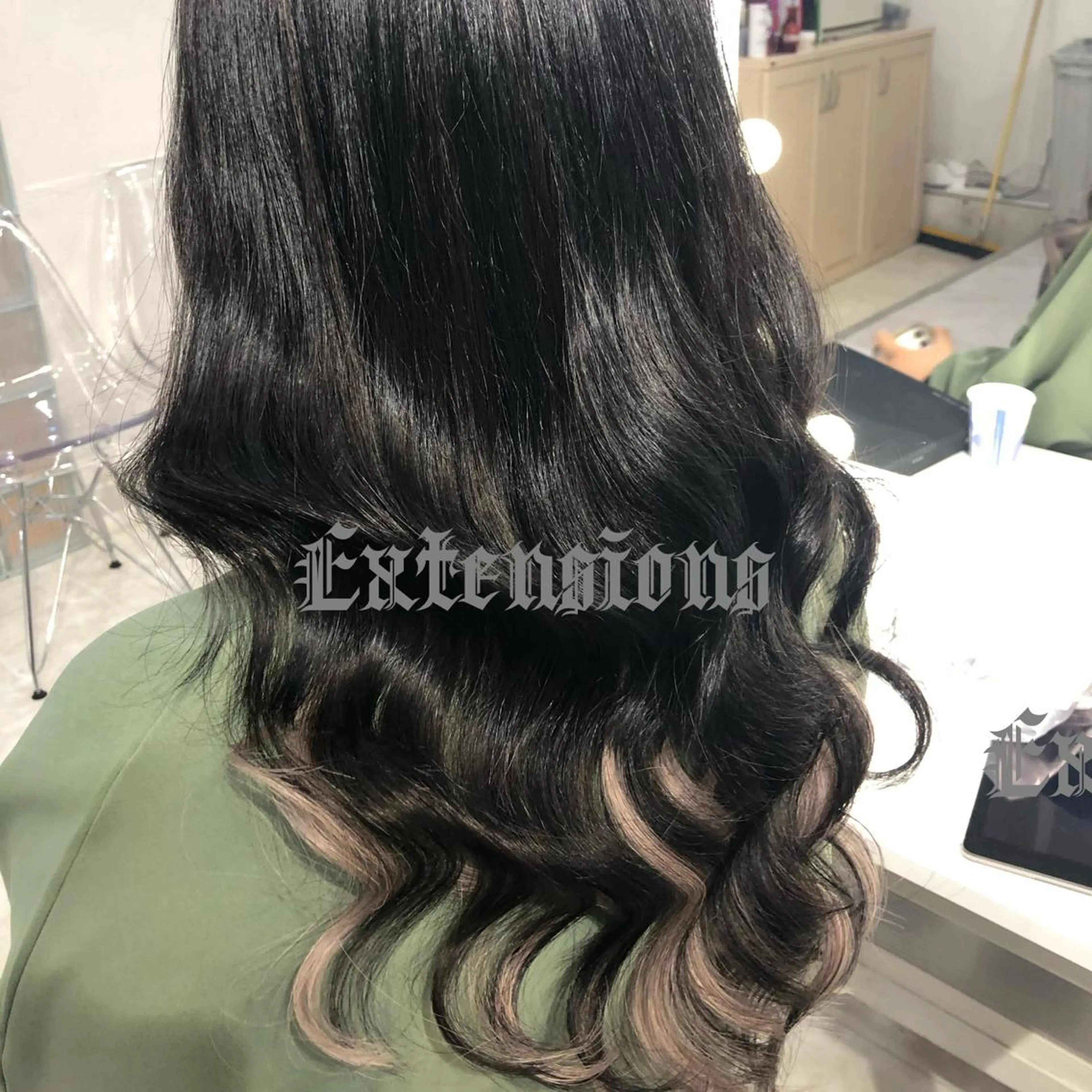 ミディアム シールエクステ ミディアムパーマ ボブ エクステ ハイライト メンズ特化🔥 渡邉愛斗のヘアスタイル