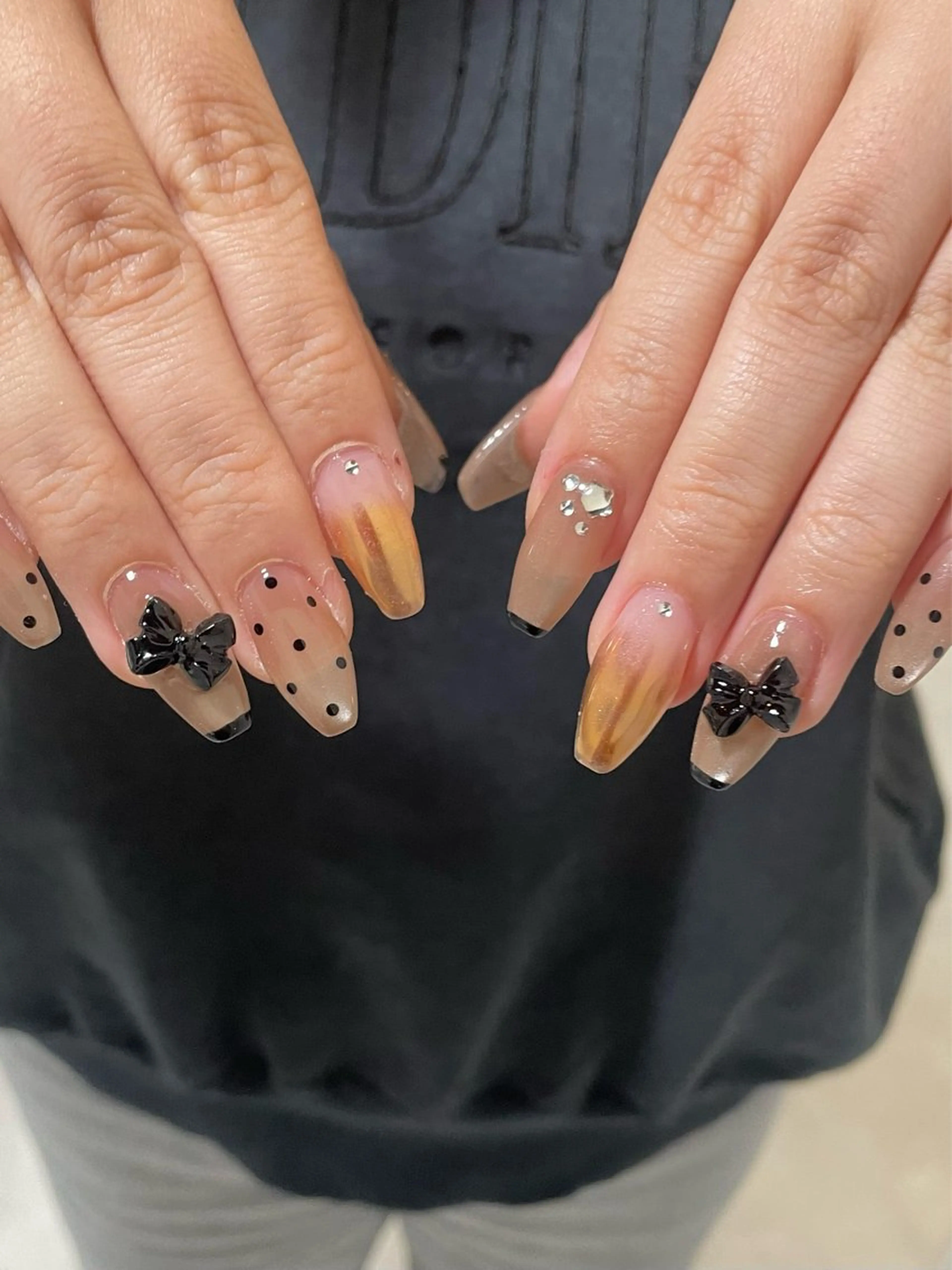 ミディアム ハンドネイル LBnail.sae /おえかきネイルのネイルデザイン