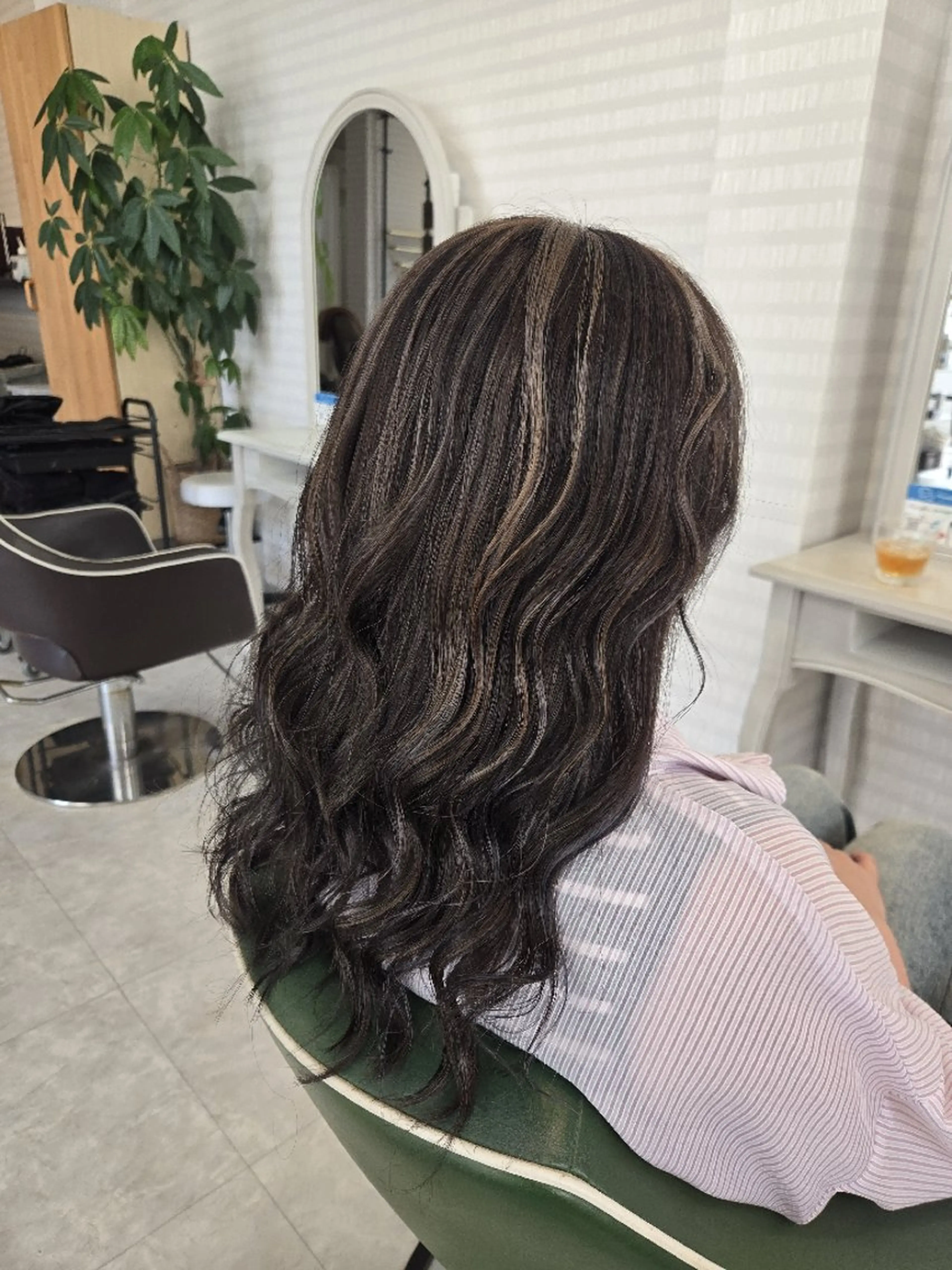 ロング ハイライト レイヤーカット カット ヘアカラー トリートメント 【ハイライトに自信】 福田 将太のヘアスタイル