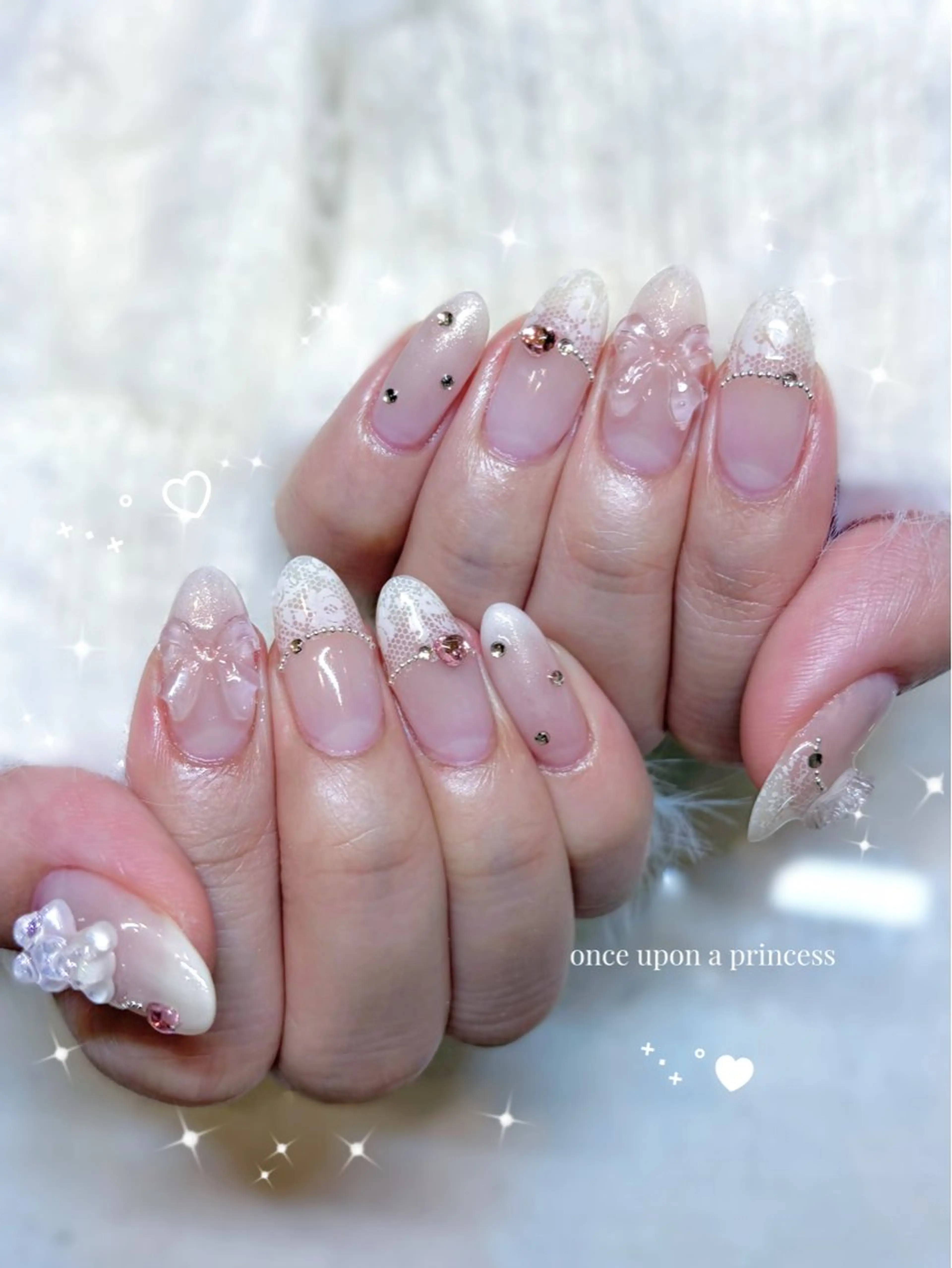 ネイル レース ハンドネイル Once upon a princessのネイルデザイン