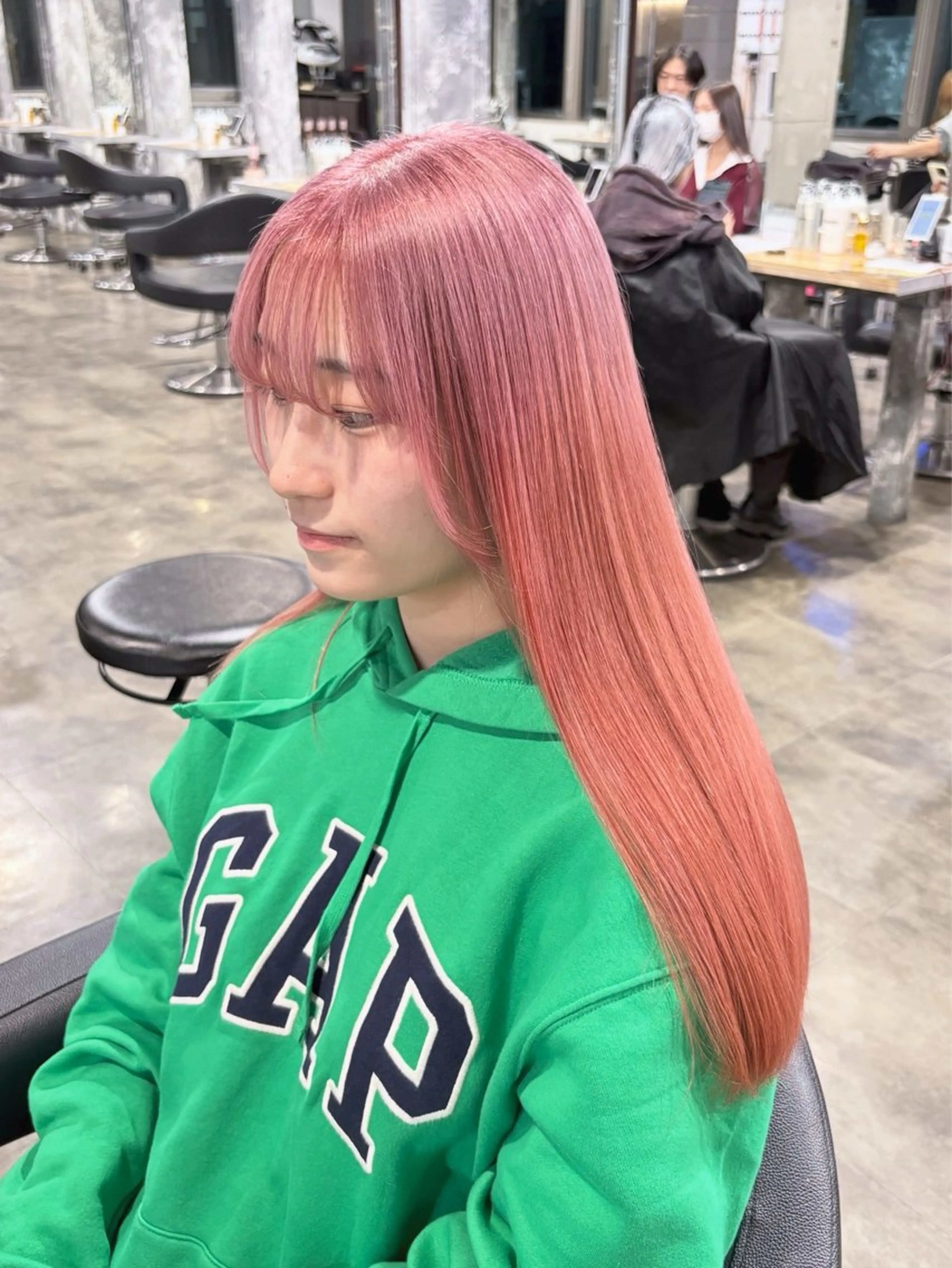 ロング カラー ヘアカラー ハイトーン 横浜💞ミオのヘアスタイル