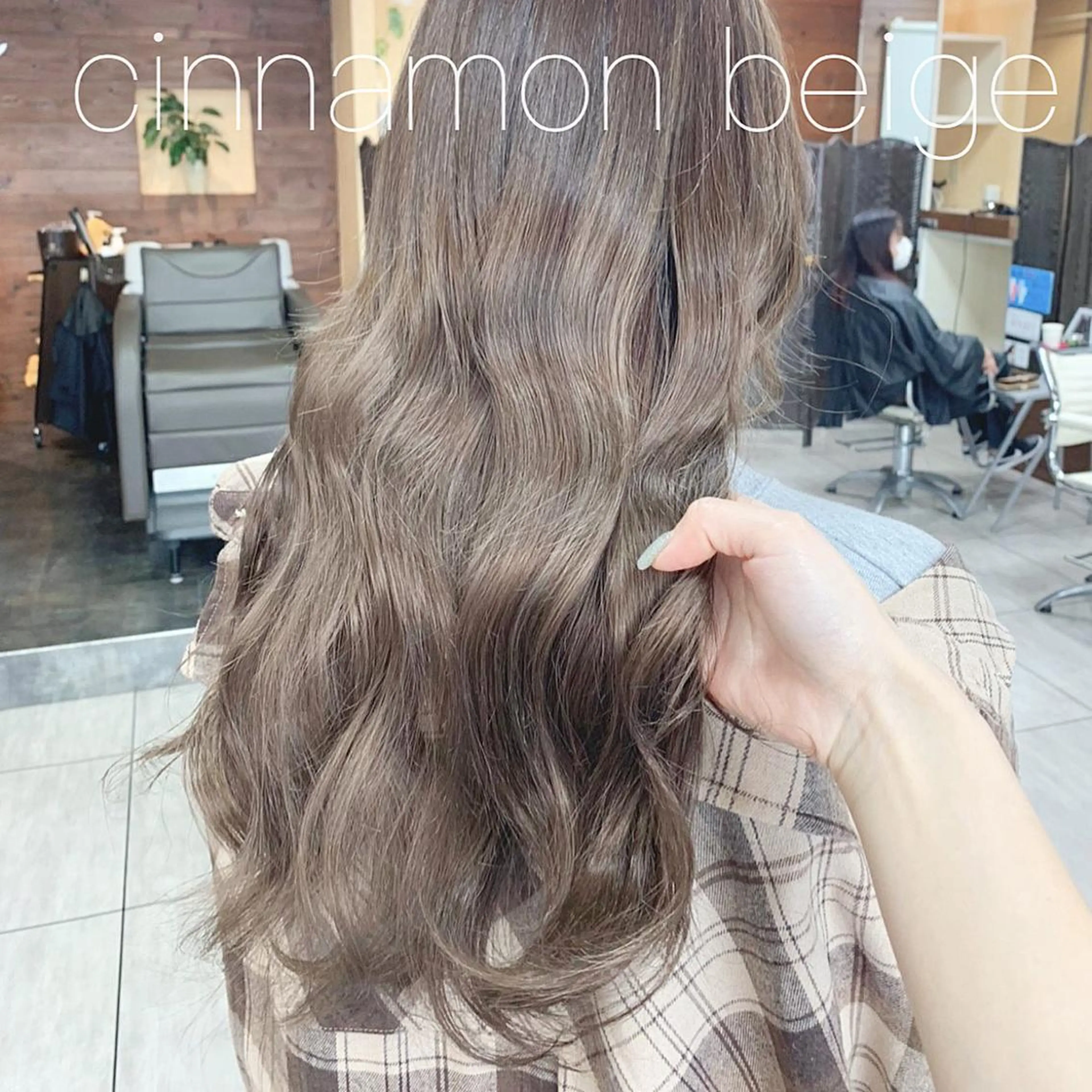 ロング カット ヘアカラー 🫧艶髪カラー🫧 森本くるみのヘアスタイル