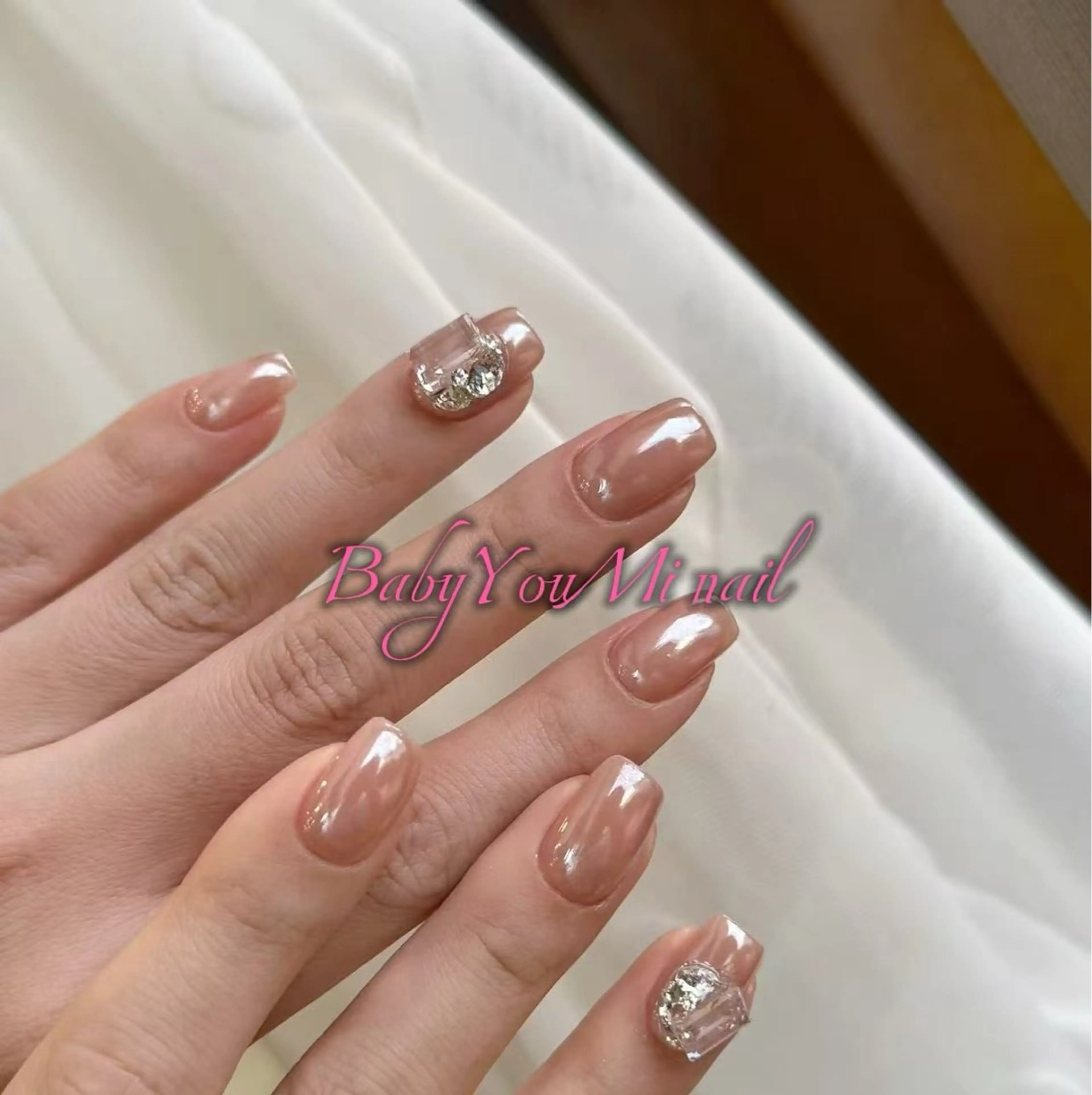 ネイル オーロラネイル フラワーネイル フットネイル フレンチネイル ジェルネイル ハンドネイル 相沢 さやかのネイルデザイン