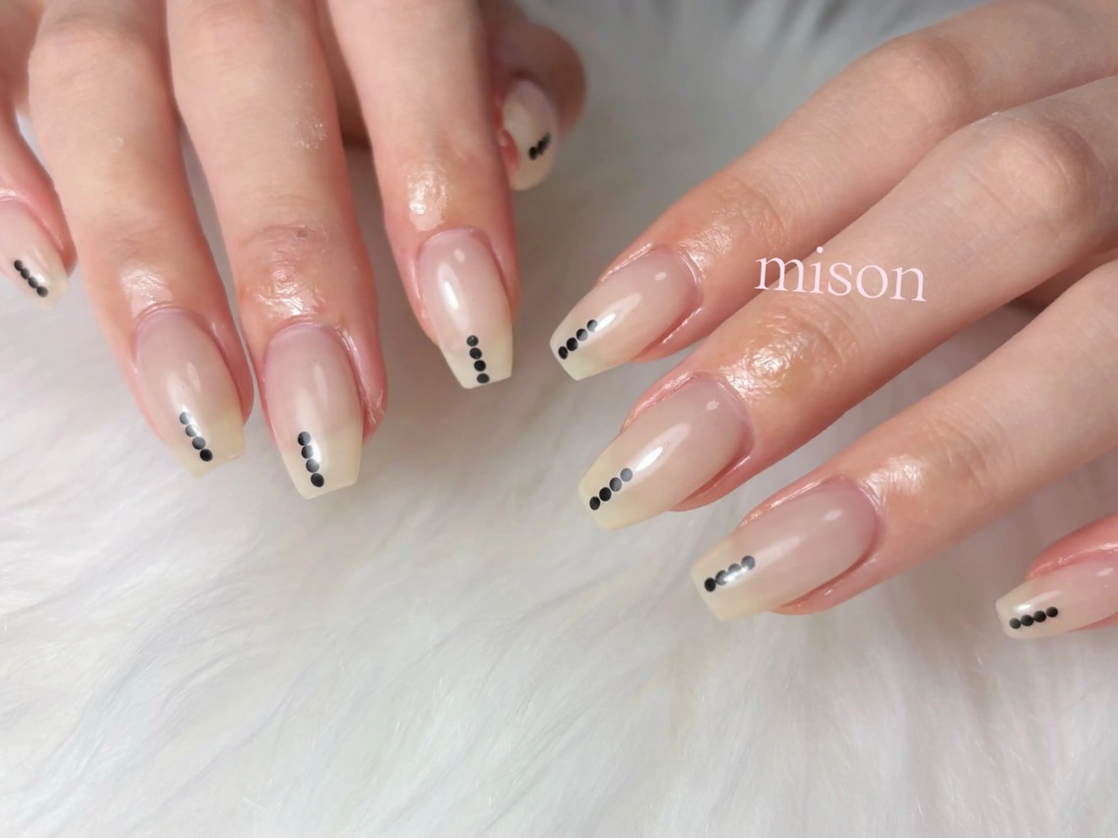 ネイル 持ち込み mison所属・mison 安形友花のネイルデザイン